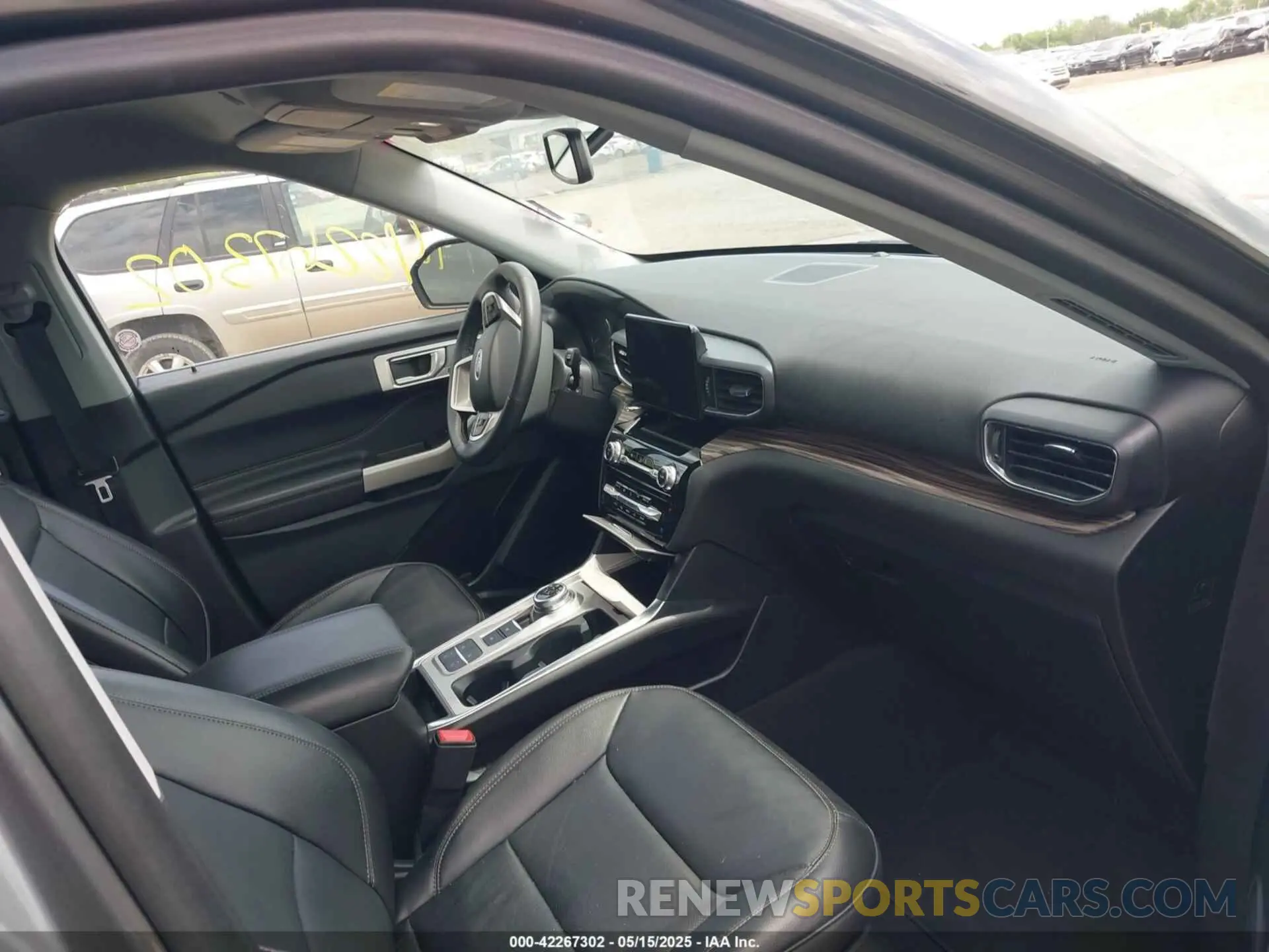 5 fotografías del automóvil dañado 1FMSK7FH6RGA02747 FORD EXPLORER 2024