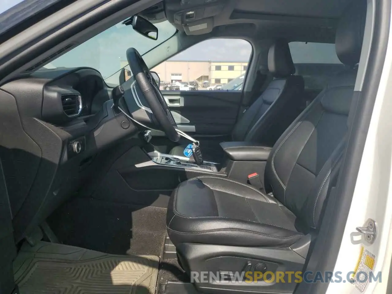 7 fotografías del automóvil dañado 1FMSK7FH6RGA46196 FORD EXPLORER 2024