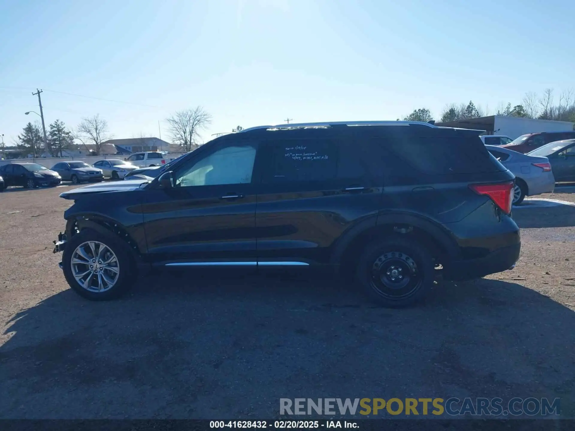 14 fotografías del automóvil dañado 1FMSK7FHXRGA24749 FORD EXPLORER 2024