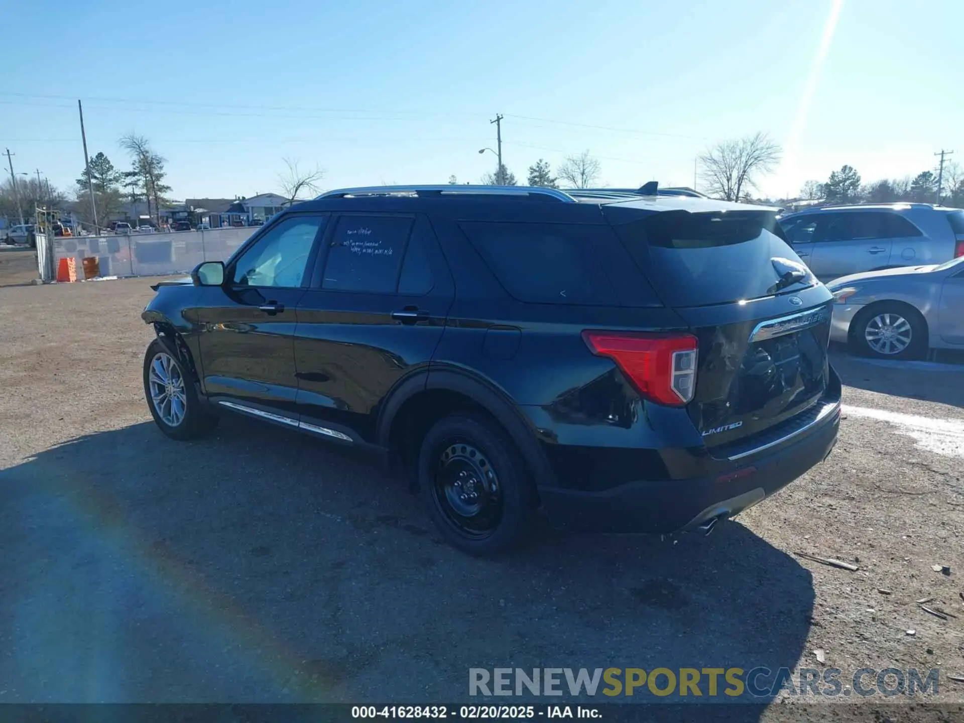 3 fotografías del automóvil dañado 1FMSK7FHXRGA24749 FORD EXPLORER 2024