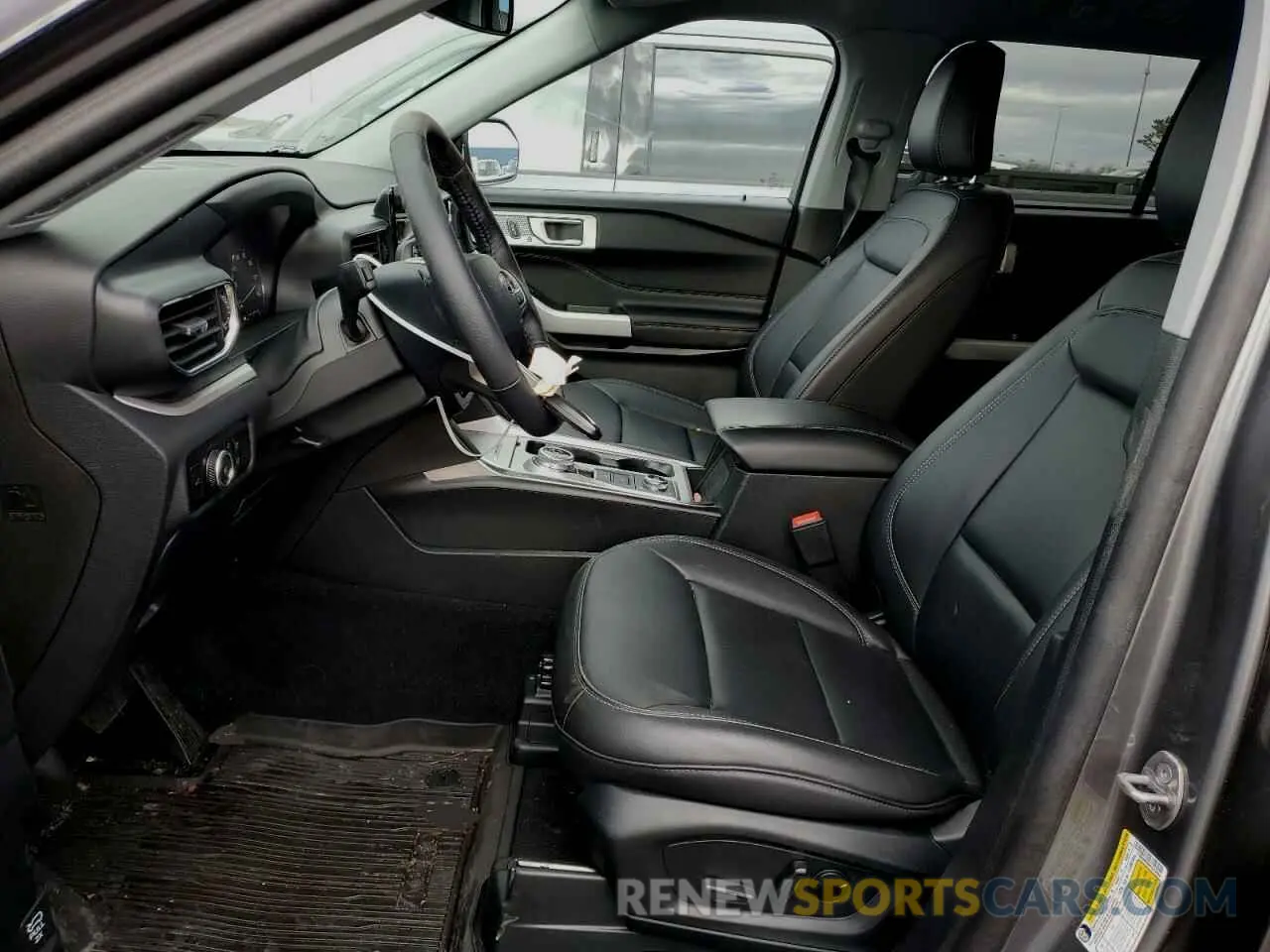 7 fotografías del automóvil dañado 1FMSK8DH0RGA16880 FORD EXPLORER 2024