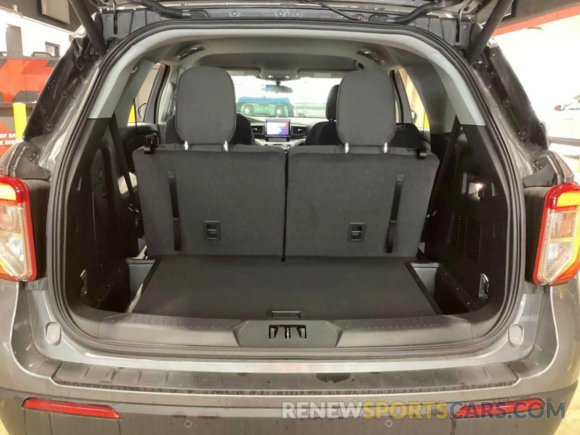 16 fotografías del automóvil dañado 1FMSK8DH1RGA85609 FORD EXPLORER 2024