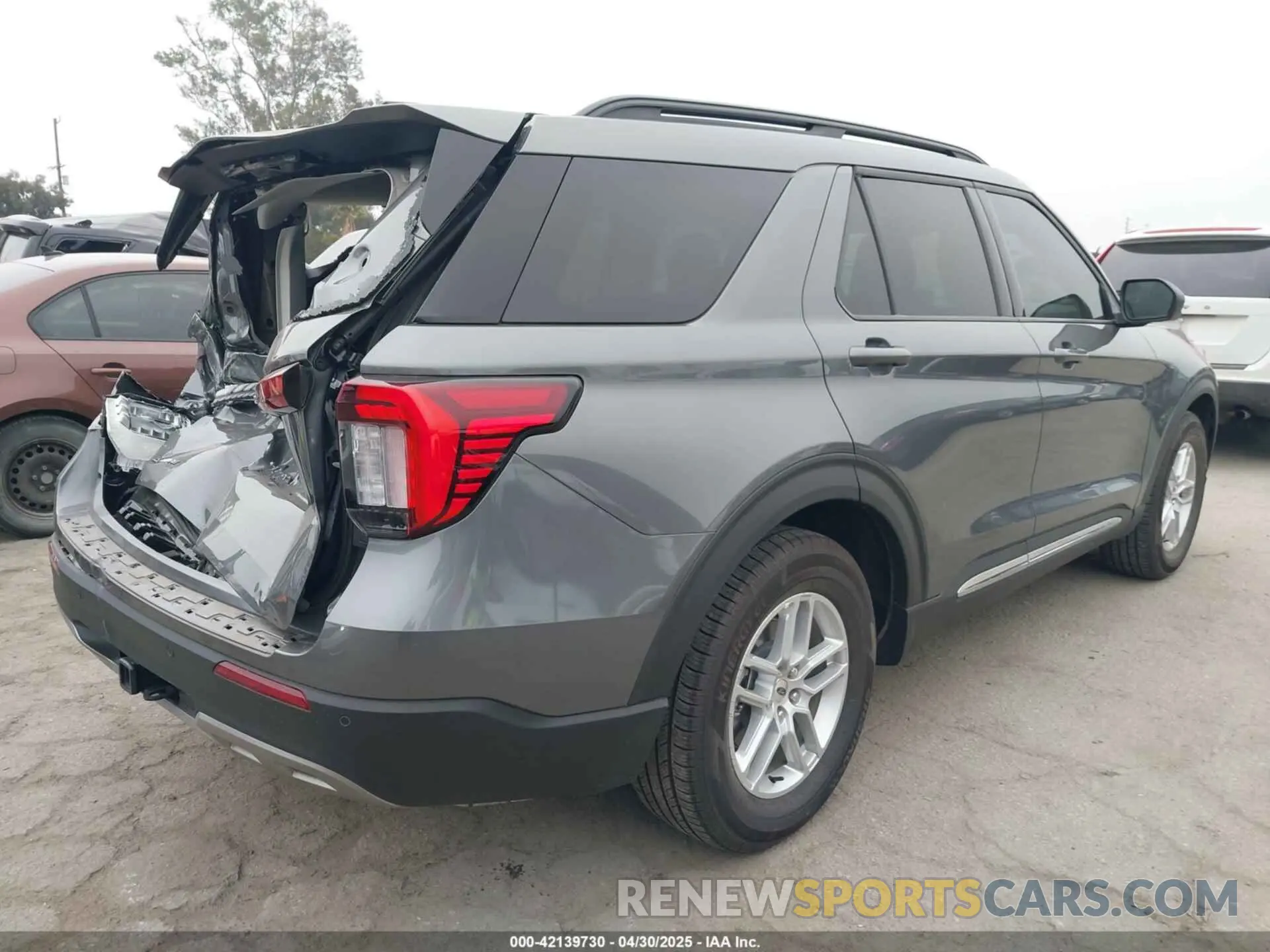 4 fotografías del automóvil dañado 1FMUK7DH0SGA27600 FORD EXPLORER 2025