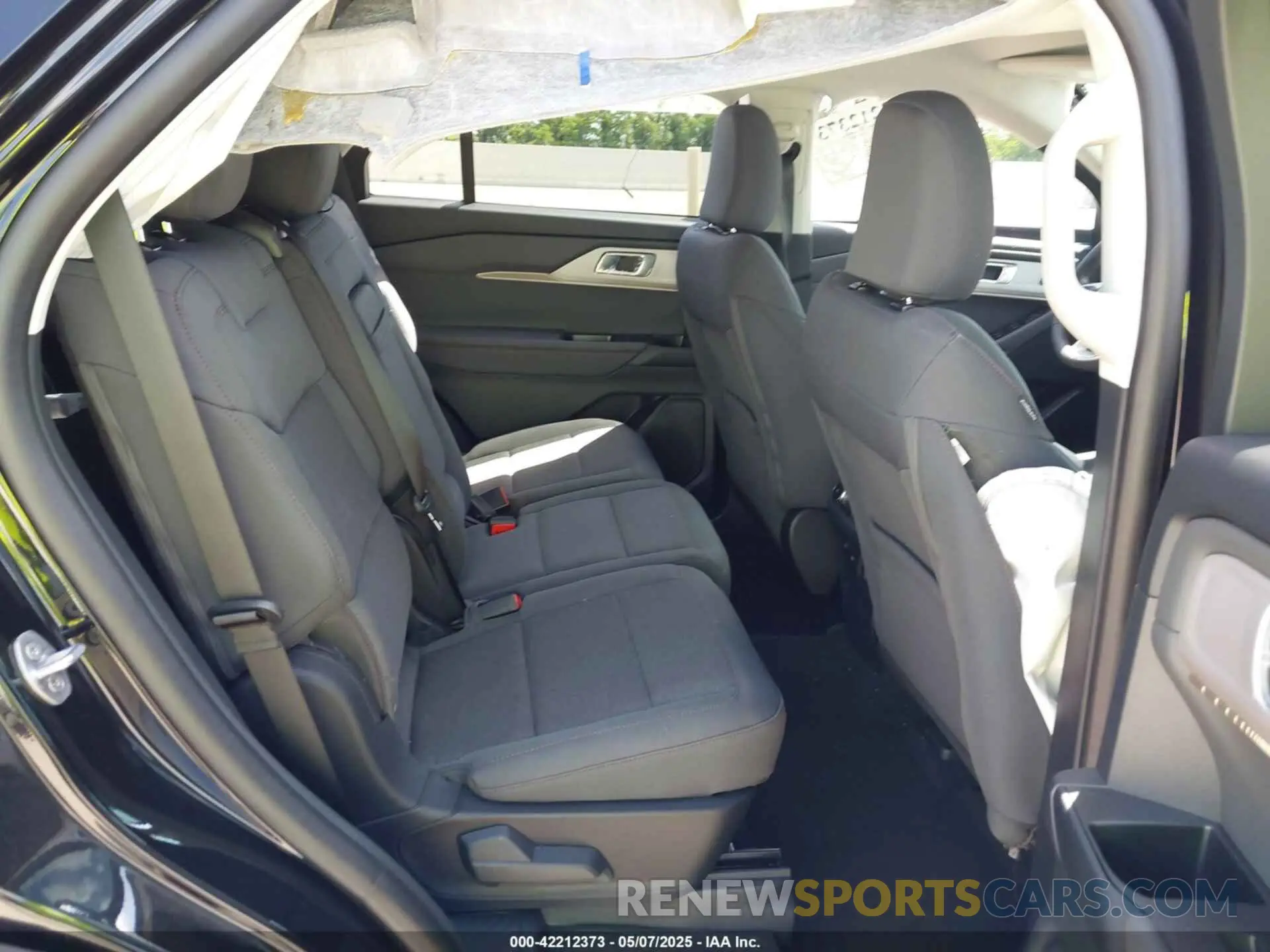 8 fotografías del automóvil dañado 1FMUK7DH4SGA60289 FORD EXPLORER 2025