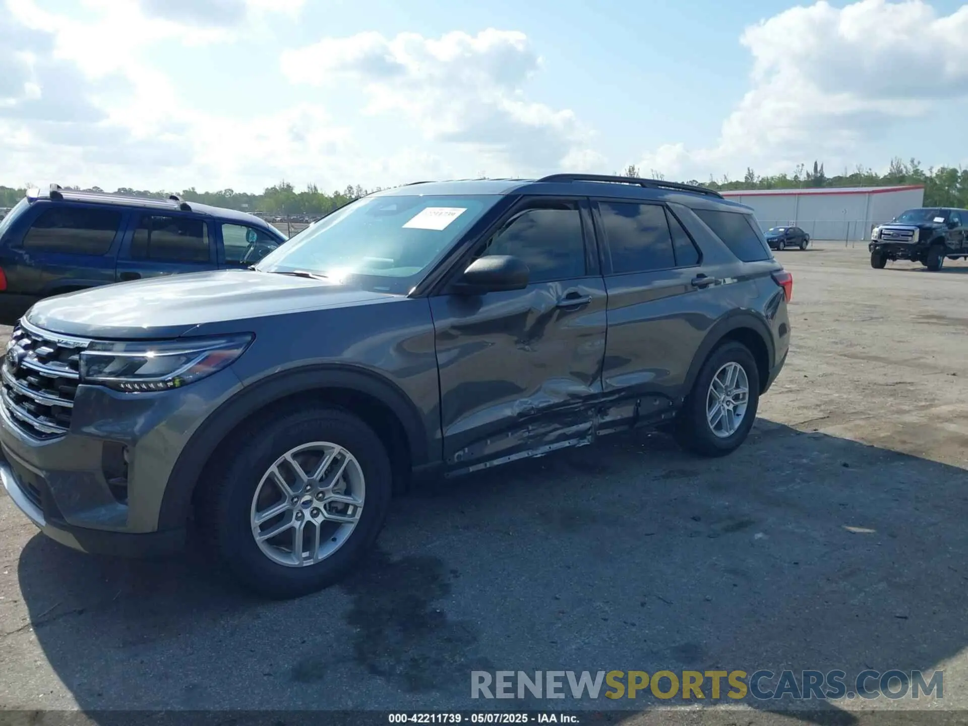 6 fotografías del automóvil dañado 1FMUK7DH7SGA49643 FORD EXPLORER 2025