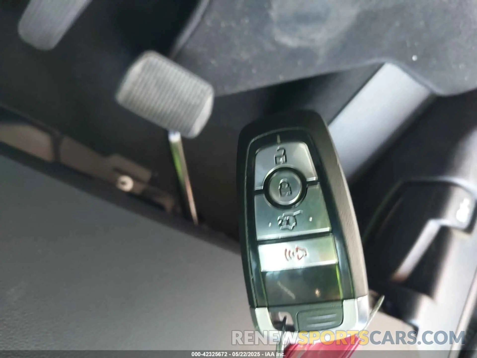 11 fotografías del automóvil dañado 1FMUK7DH7SGA99586 FORD EXPLORER 2025