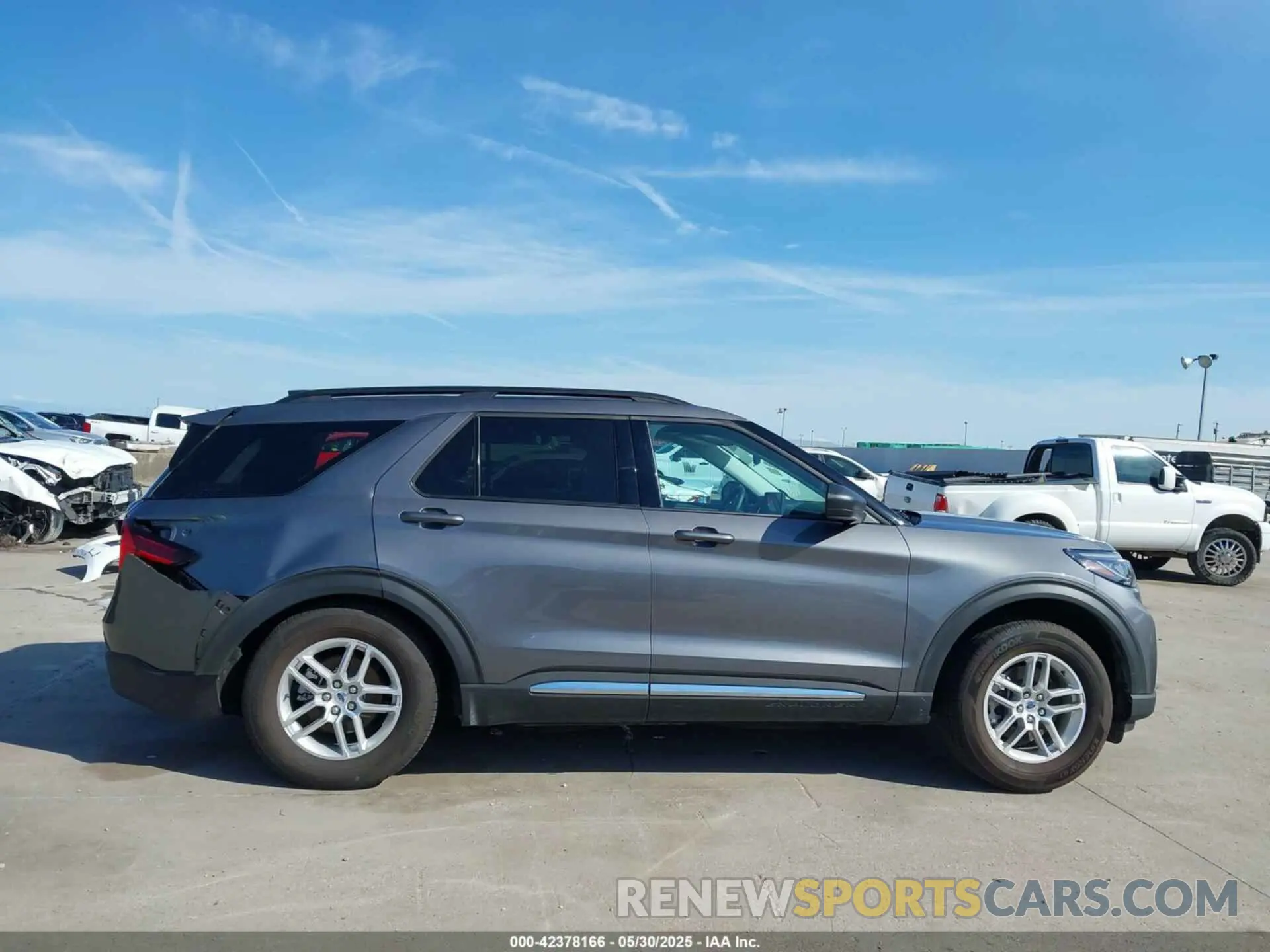 13 fotografías del automóvil dañado 1FMUK7DH9SGB16257 FORD EXPLORER 2025