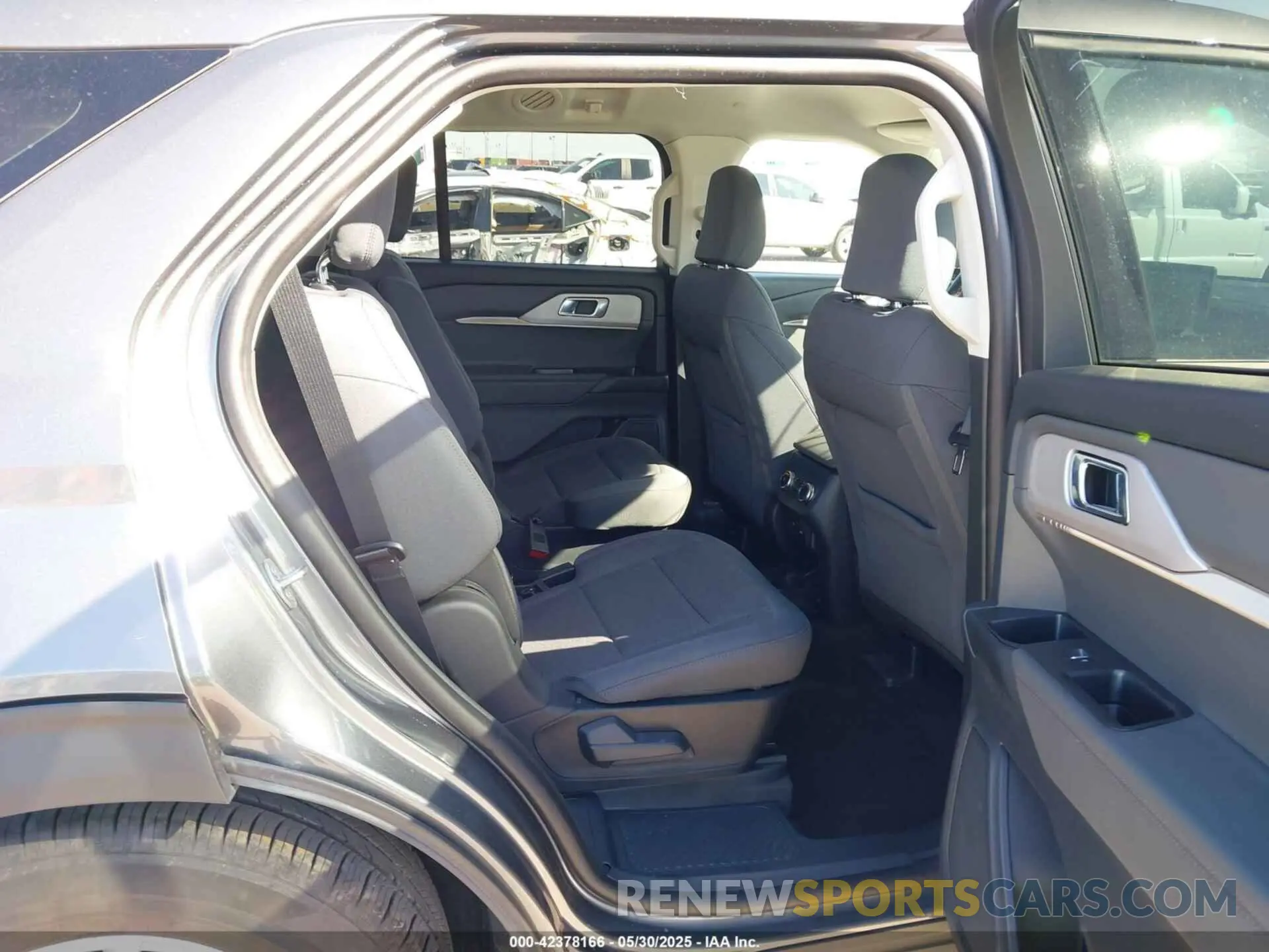 8 fotografías del automóvil dañado 1FMUK7DH9SGB16257 FORD EXPLORER 2025