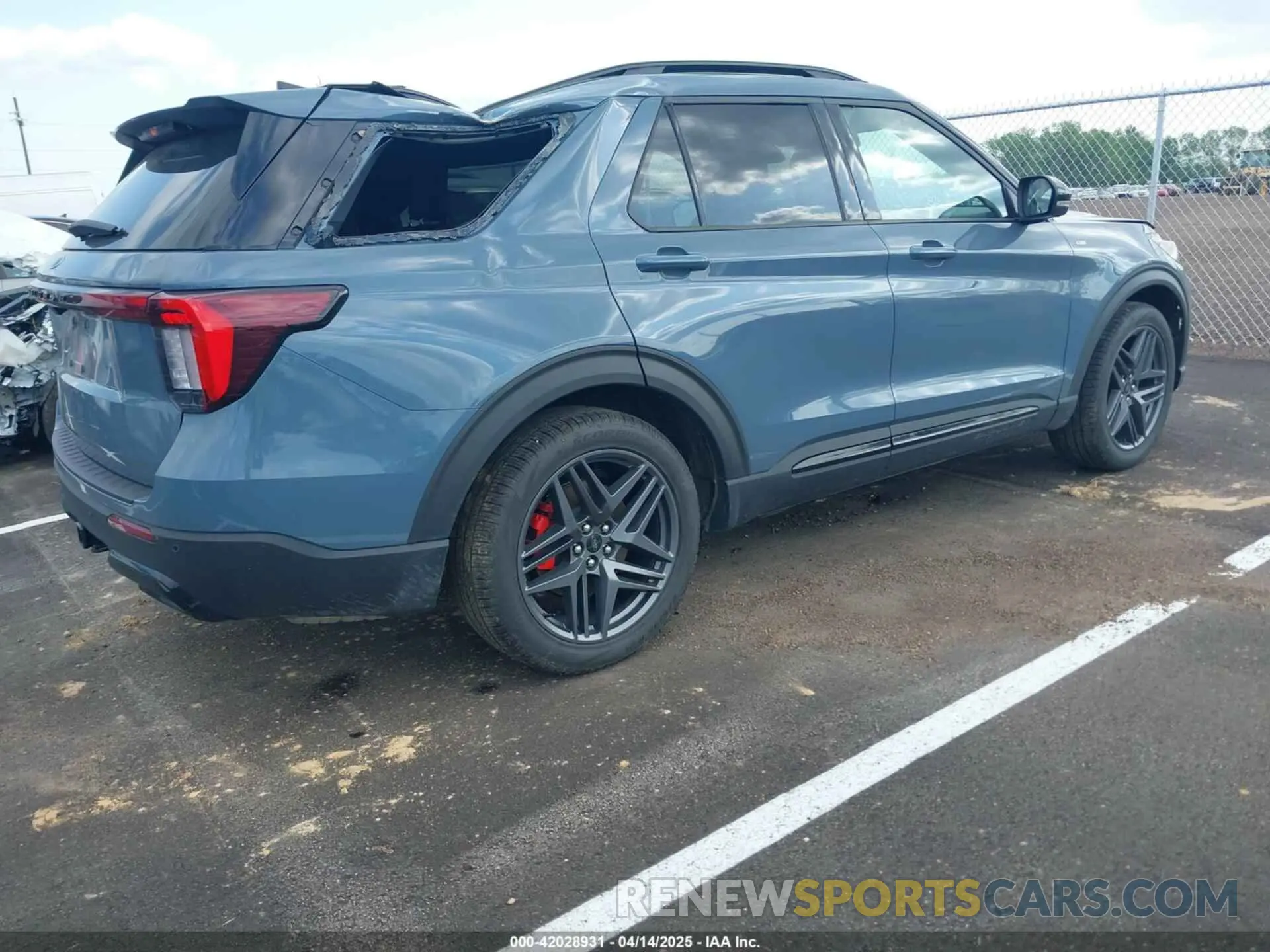 4 fotografías del automóvil dañado 1FMUK7KH9SGA91850 FORD EXPLORER 2025