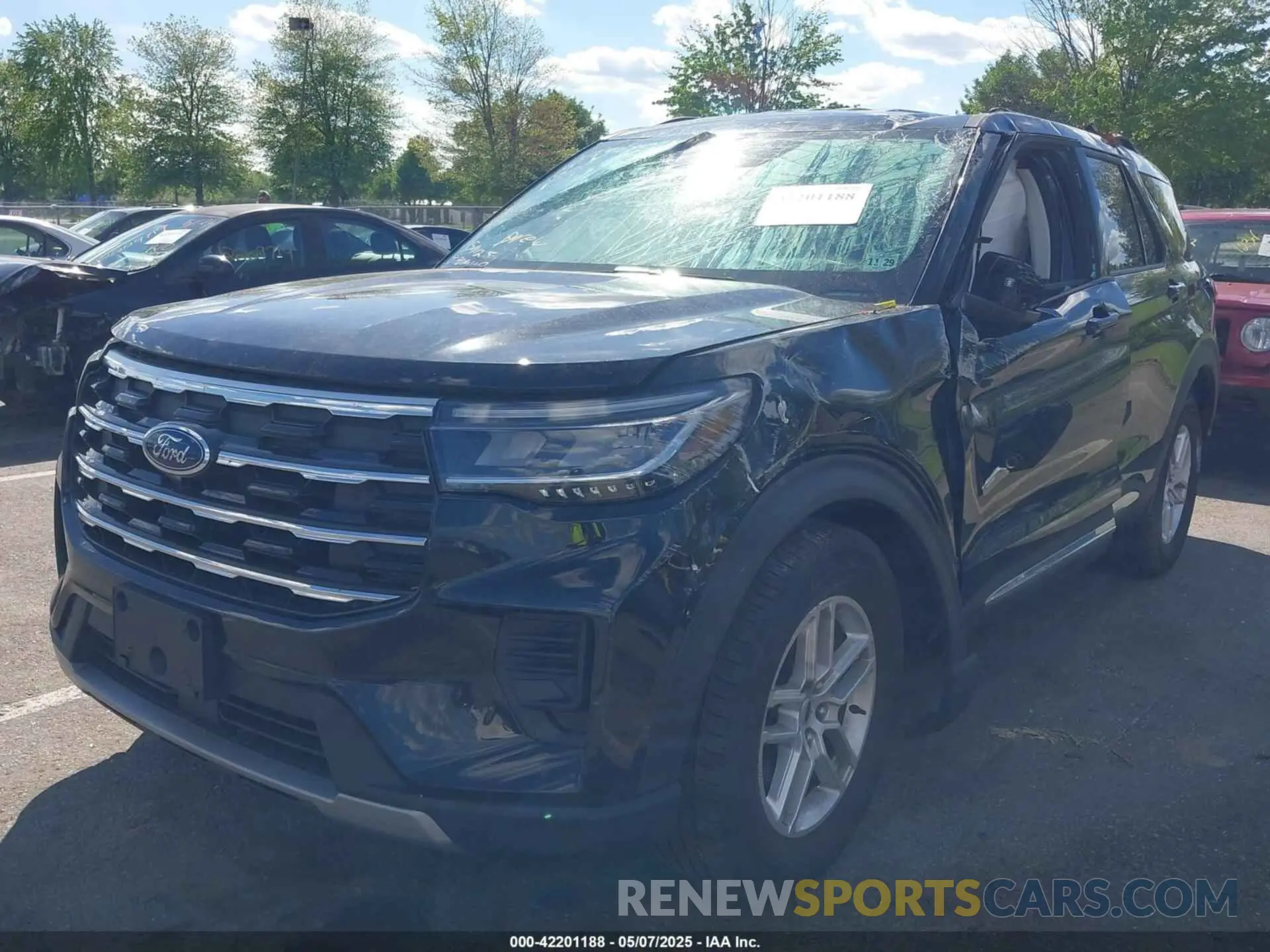 2 fotografías del automóvil dañado 1FMUK8DH0SGA20801 FORD EXPLORER 2025