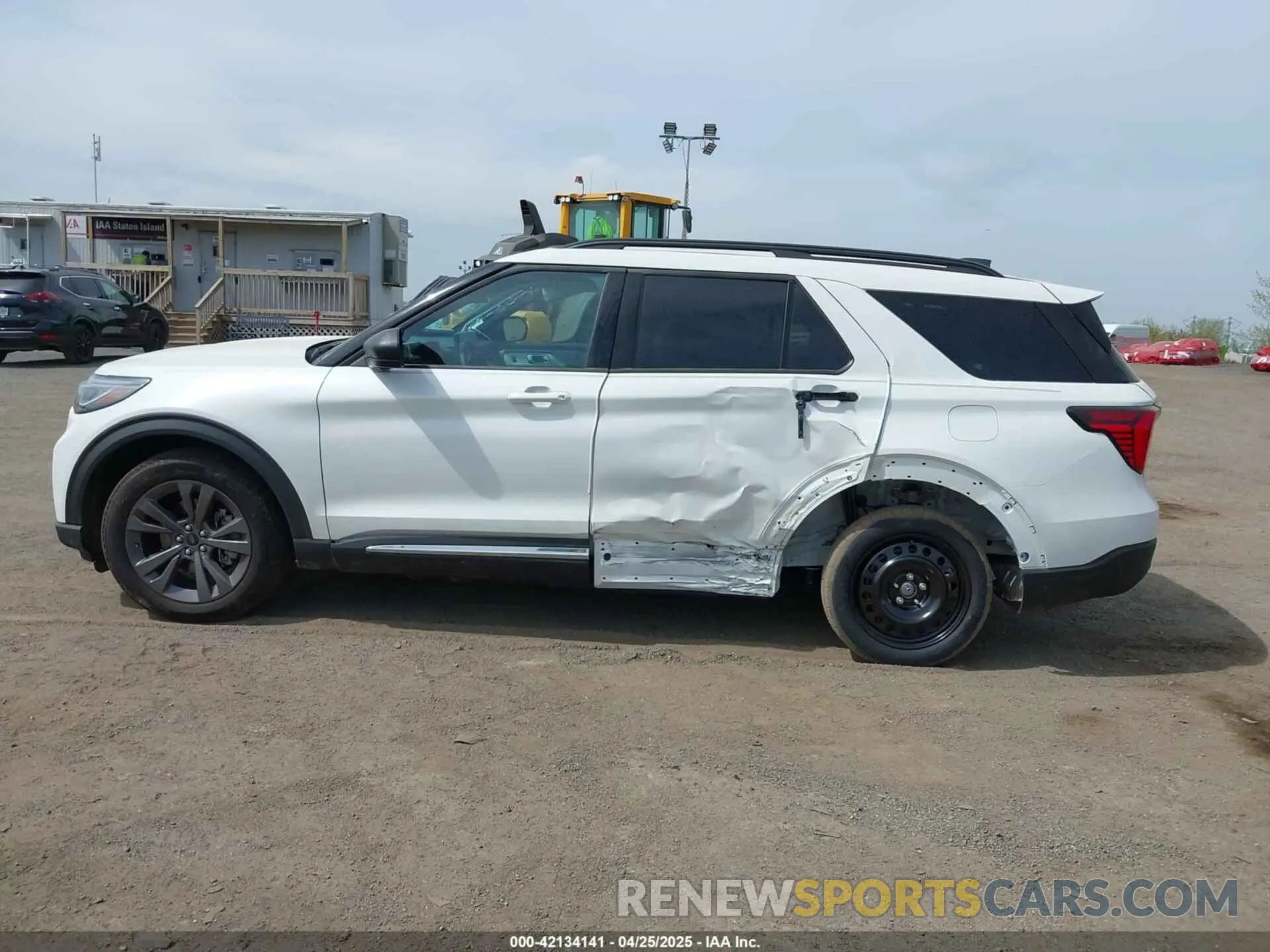 14 fotografías del automóvil dañado 1FMUK8DH3SGA67689 FORD EXPLORER 2025