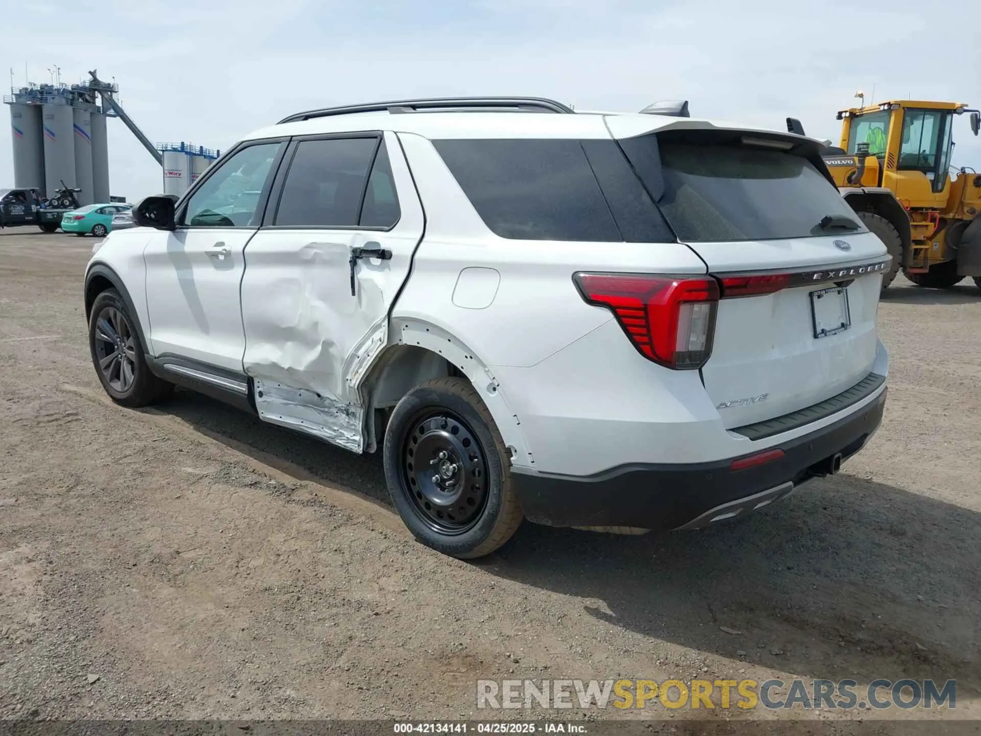 3 fotografías del automóvil dañado 1FMUK8DH3SGA67689 FORD EXPLORER 2025
