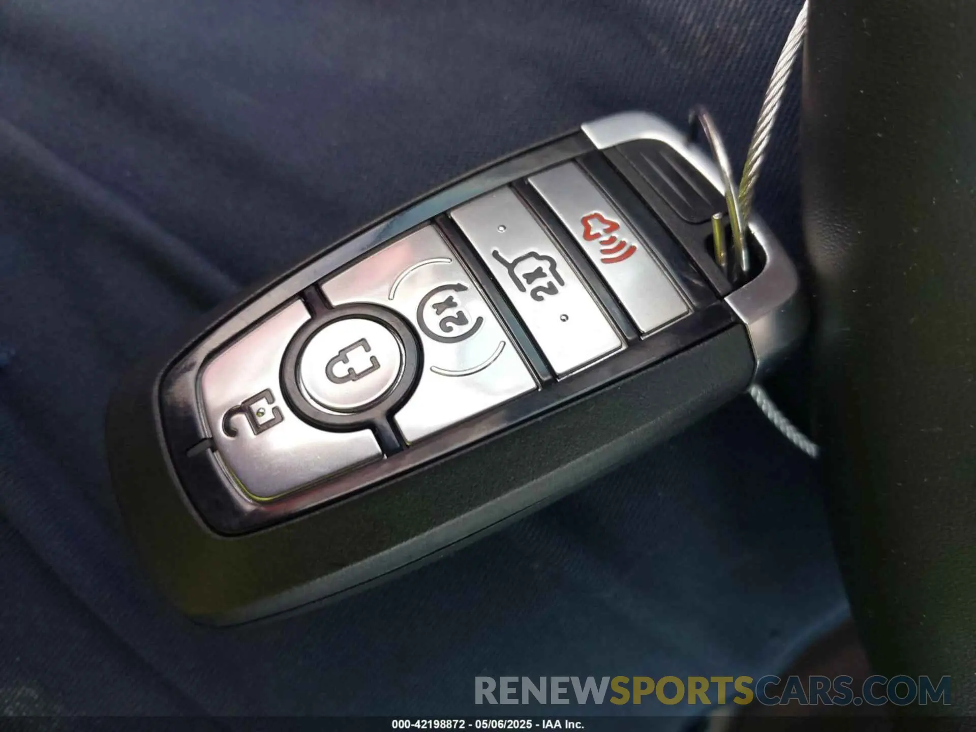 11 fotografías del automóvil dañado 1FMUK8DH8SGB17695 FORD EXPLORER 2025