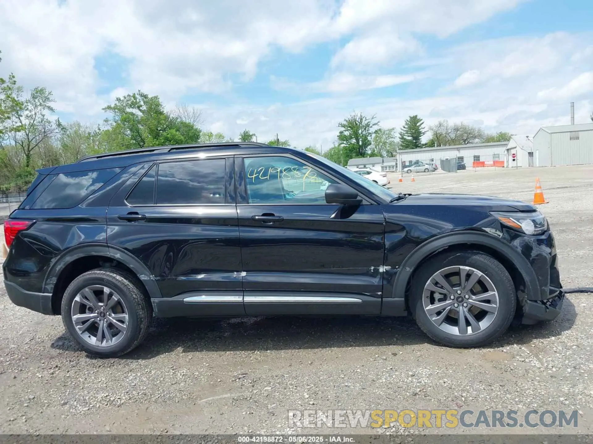 14 fotografías del automóvil dañado 1FMUK8DH8SGB17695 FORD EXPLORER 2025