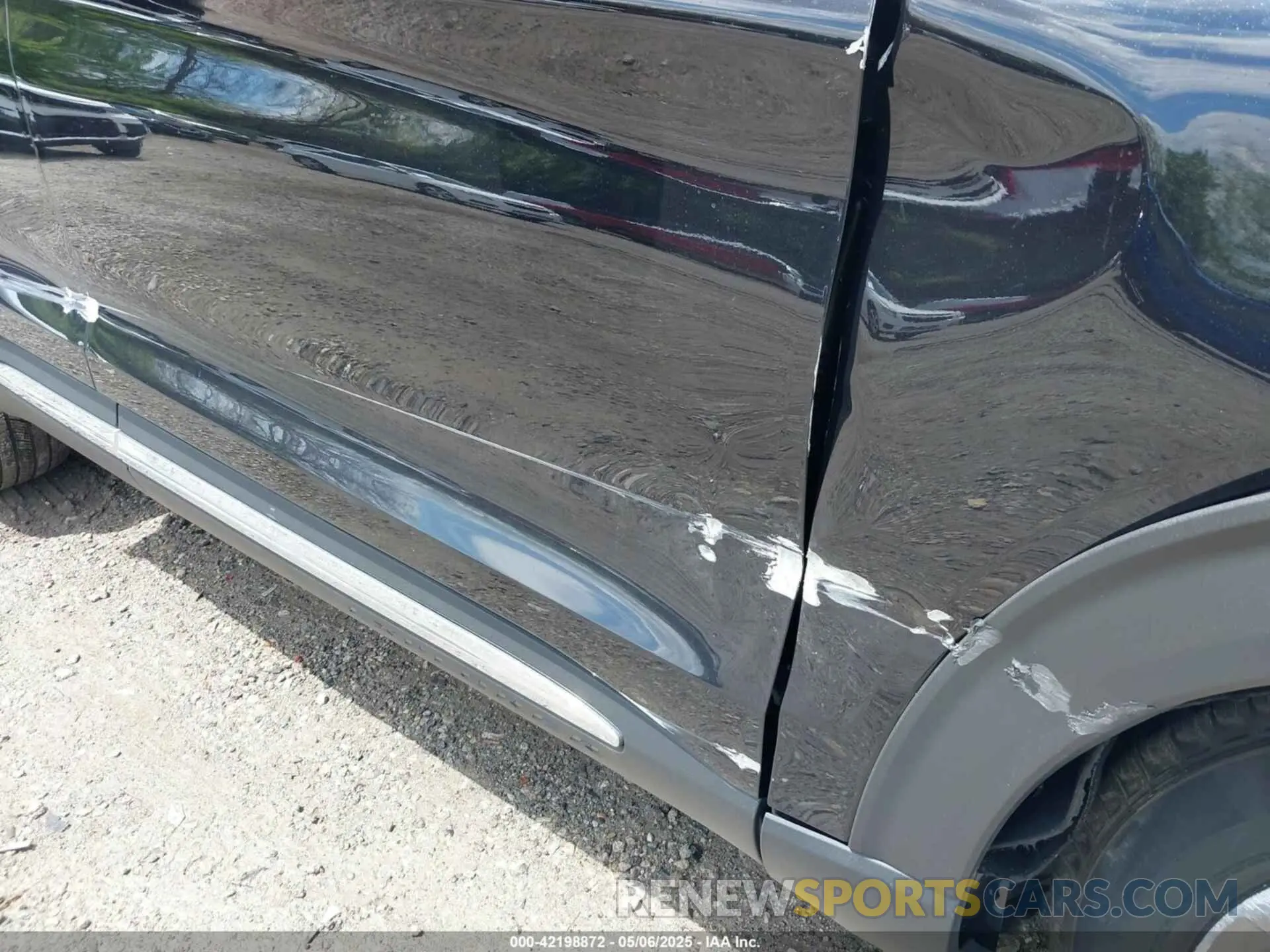 20 fotografías del automóvil dañado 1FMUK8DH8SGB17695 FORD EXPLORER 2025