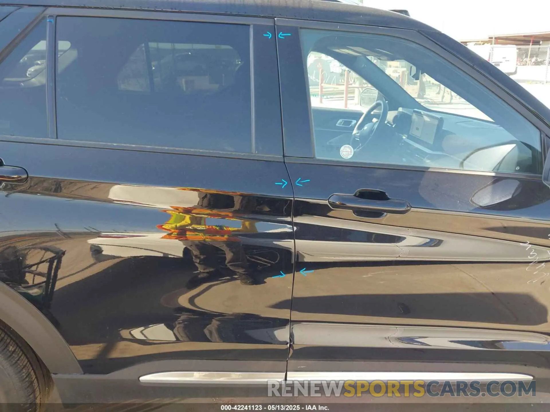 13 fotografías del automóvil dañado 1FMUK8HH0SGB61605 FORD EXPLORER 2025