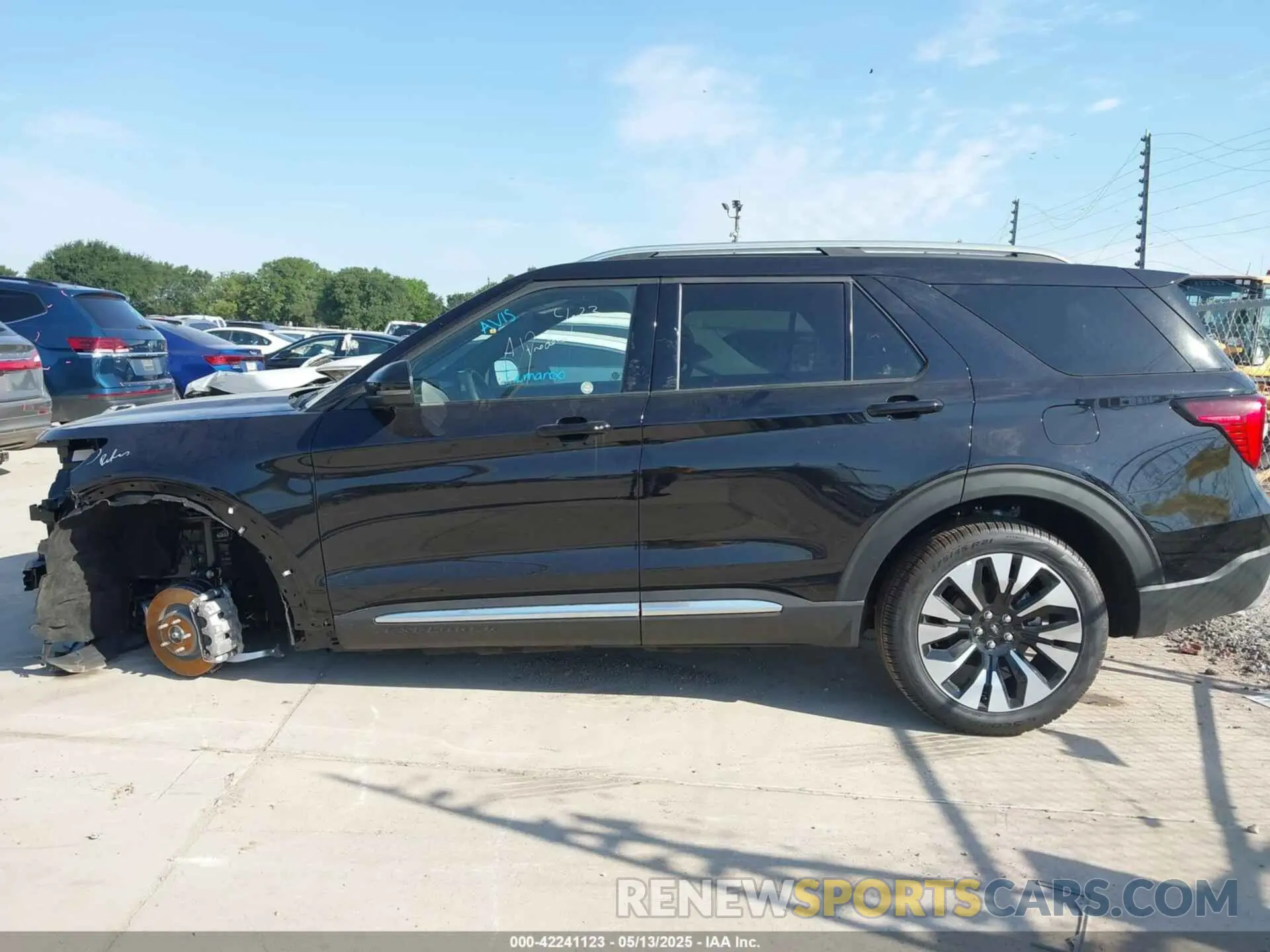 14 fotografías del automóvil dañado 1FMUK8HH0SGB61605 FORD EXPLORER 2025