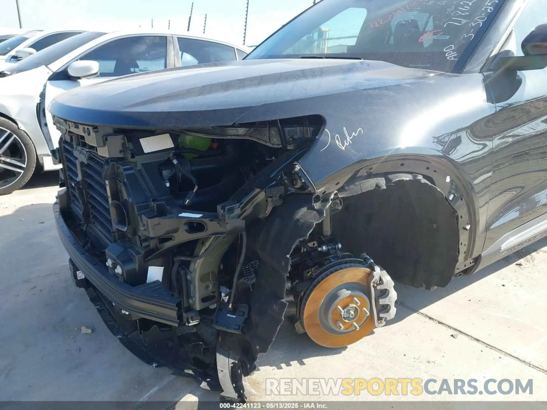 6 fotografías del automóvil dañado 1FMUK8HH0SGB61605 FORD EXPLORER 2025