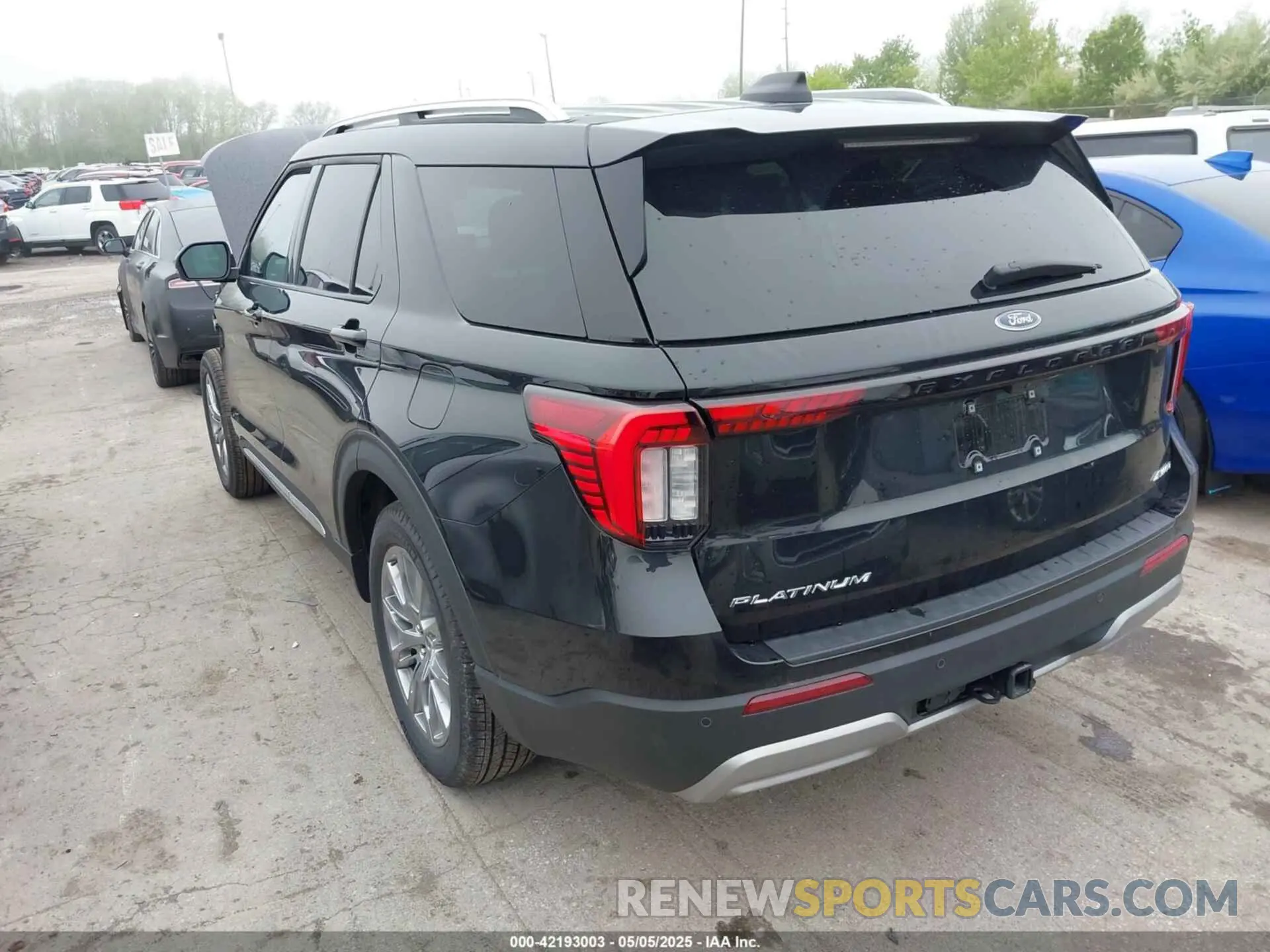 3 fotografías del automóvil dañado 1FMUK8HHXSGA09590 FORD EXPLORER 2025