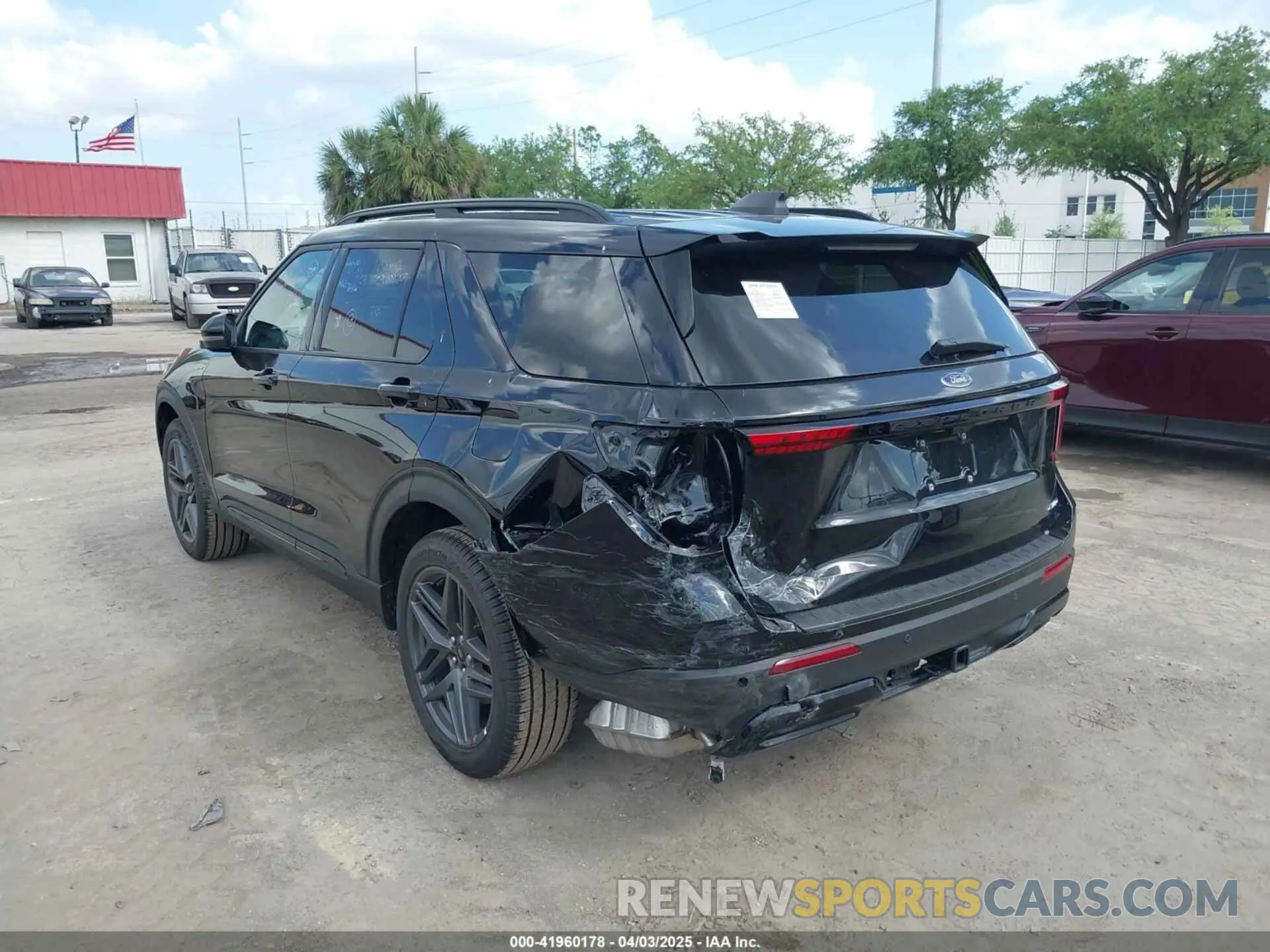 6 fotografías del automóvil dañado 1FMUK8KH2SGB38318 FORD EXPLORER 2025