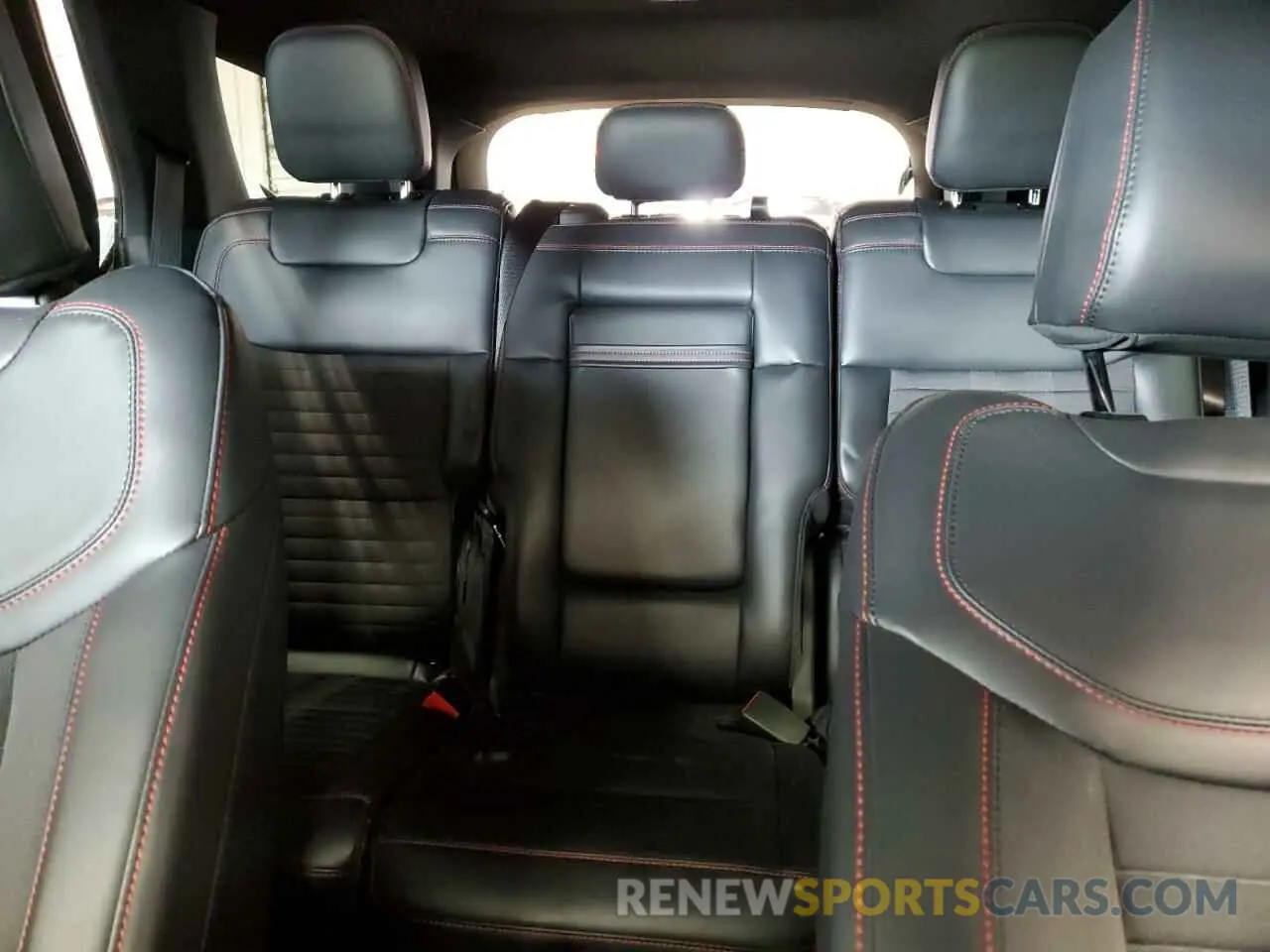 10 fotografías del automóvil dañado 1FMUK8KH3SGB37579 FORD EXPLORER 2025