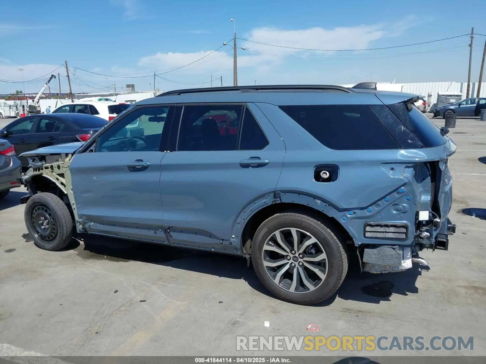 15 fotografías del automóvil dañado 1FMUK8KH4SGA67803 FORD EXPLORER 2025
