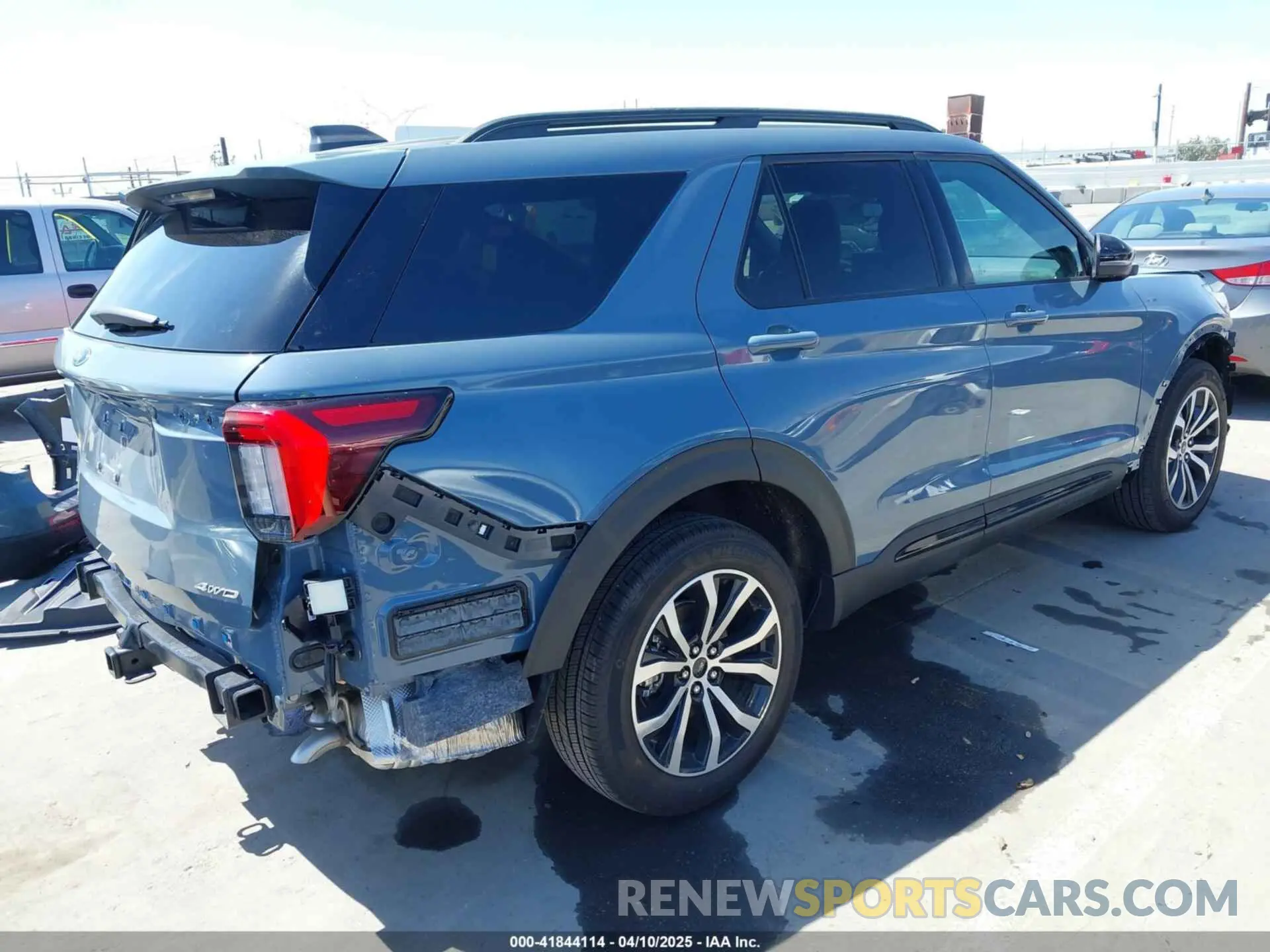 4 fotografías del automóvil dañado 1FMUK8KH4SGA67803 FORD EXPLORER 2025
