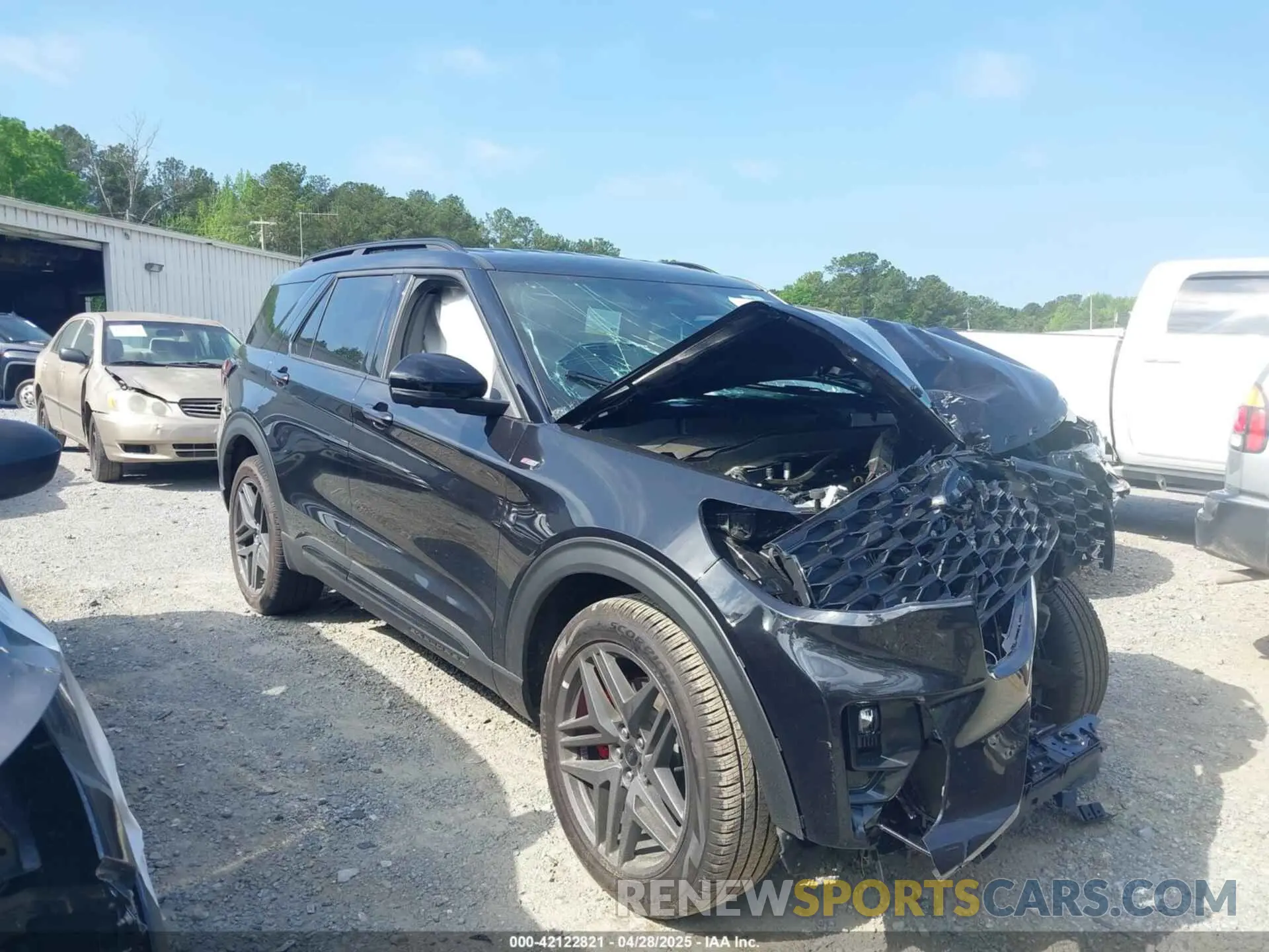 12 fotografías del automóvil dañado 1FMUK8KH4SGB39339 FORD EXPLORER 2025