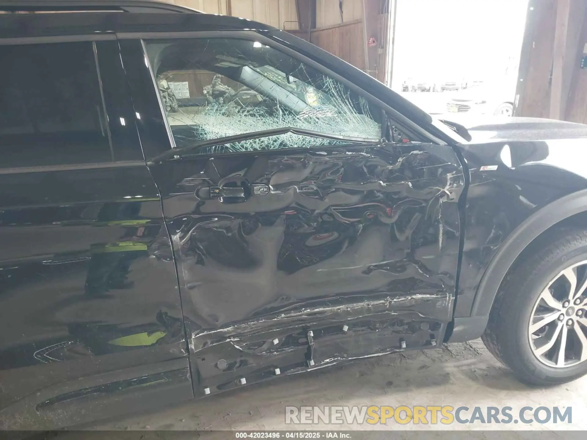 17 fotografías del automóvil dañado 1FMUK8KH5SGA50542 FORD EXPLORER 2025