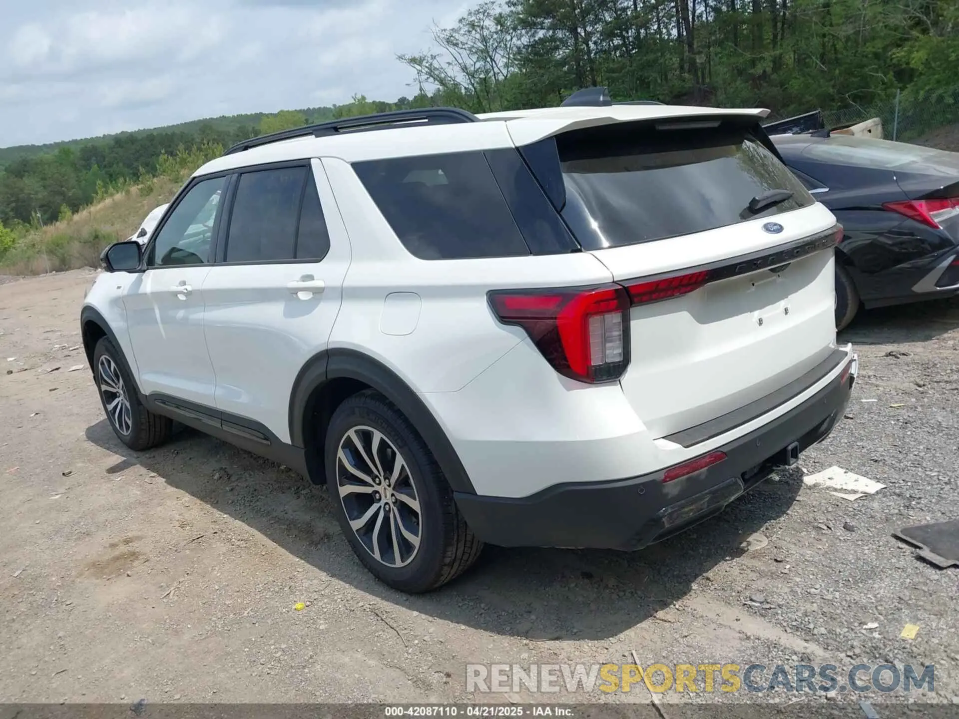 3 fotografías del automóvil dañado 1FMUK8KH9SGB60445 FORD EXPLORER 2025