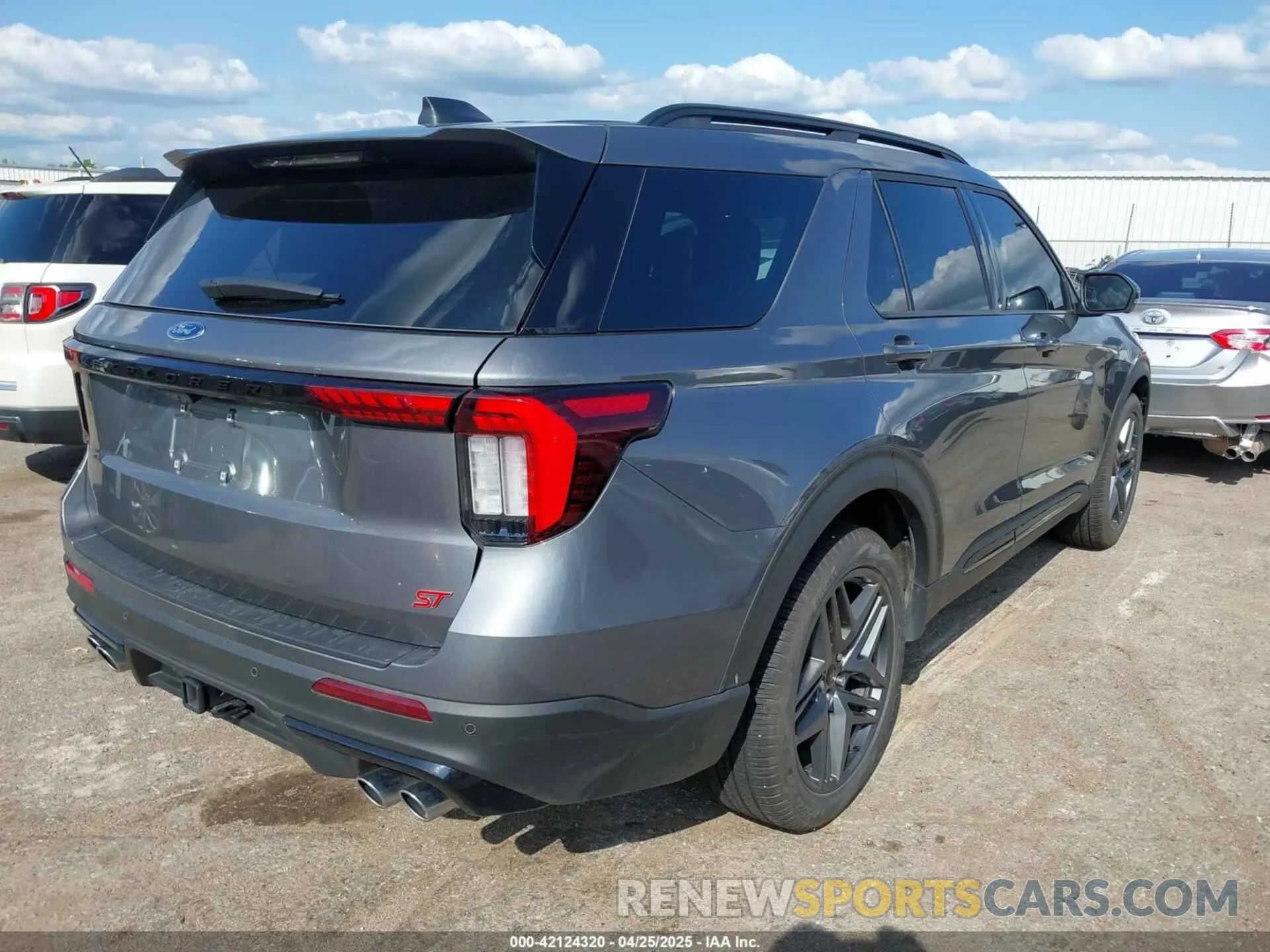 4 fotografías del automóvil dañado 1FMWK8GC2SGB01727 FORD EXPLORER 2025