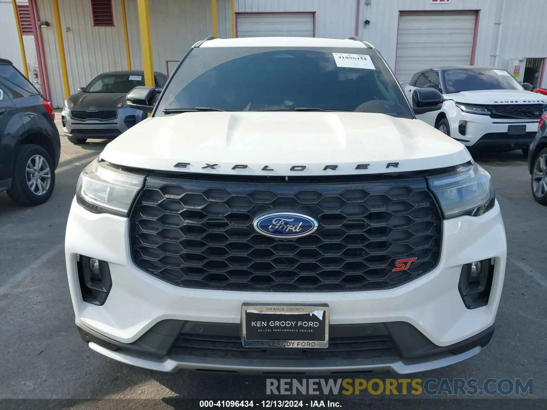 12 fotografías del automóvil dañado 1FMWK8GC3SGA12569 FORD EXPLORER 2025