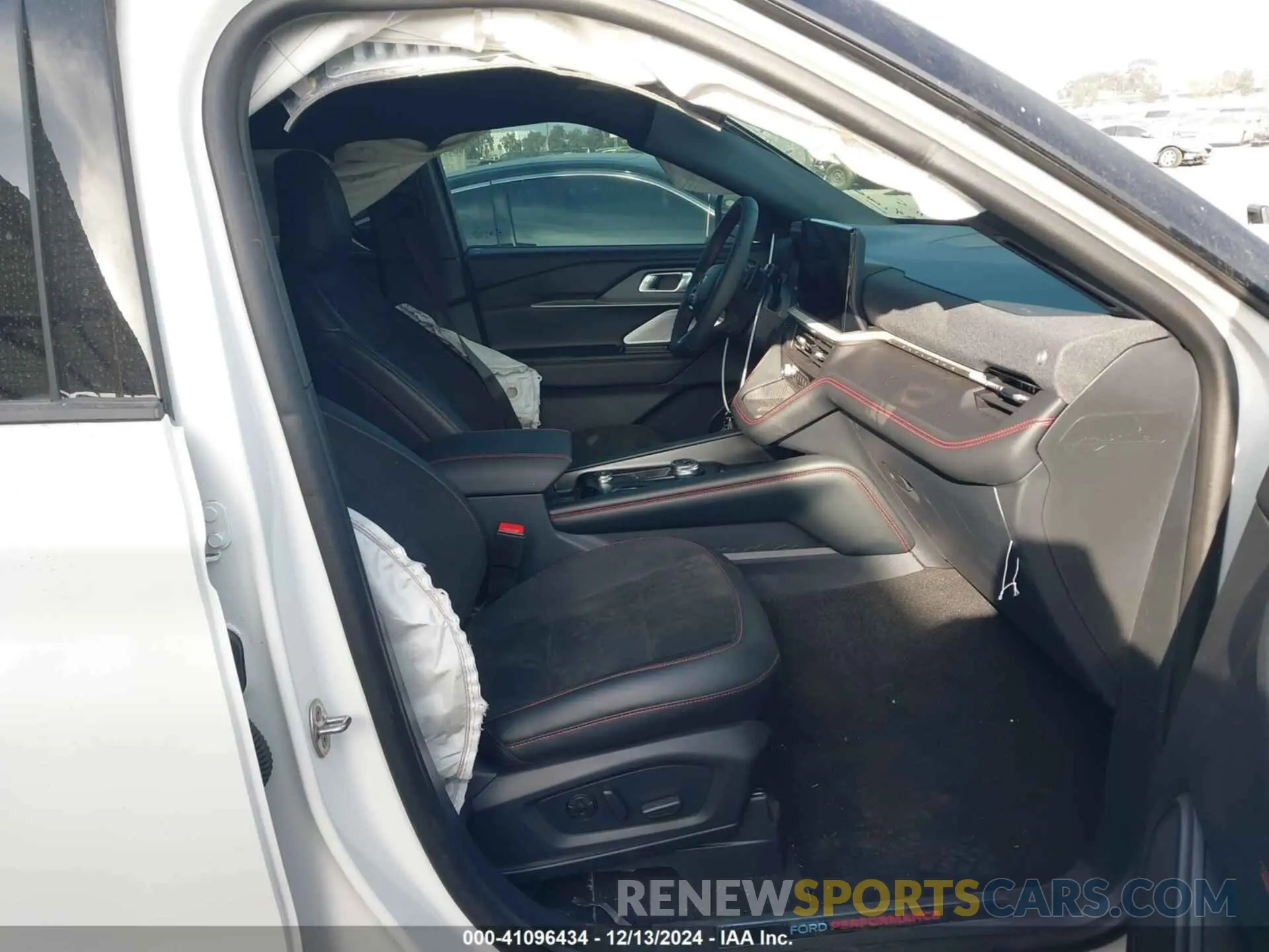 5 fotografías del automóvil dañado 1FMWK8GC3SGA12569 FORD EXPLORER 2025