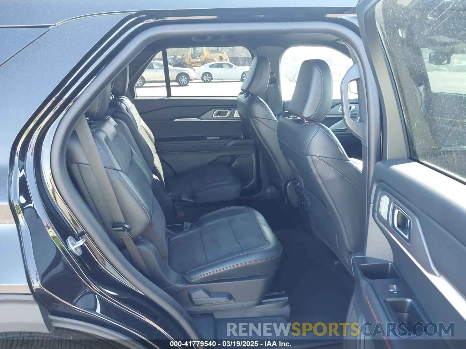 8 fotografías del automóvil dañado 1FMWK8GC3SGB23316 FORD EXPLORER 2025