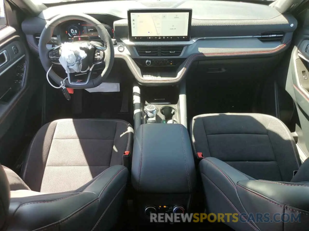 8 fotografías del automóvil dañado 1FMWK8GC3SGB93673 FORD EXPLORER 2025