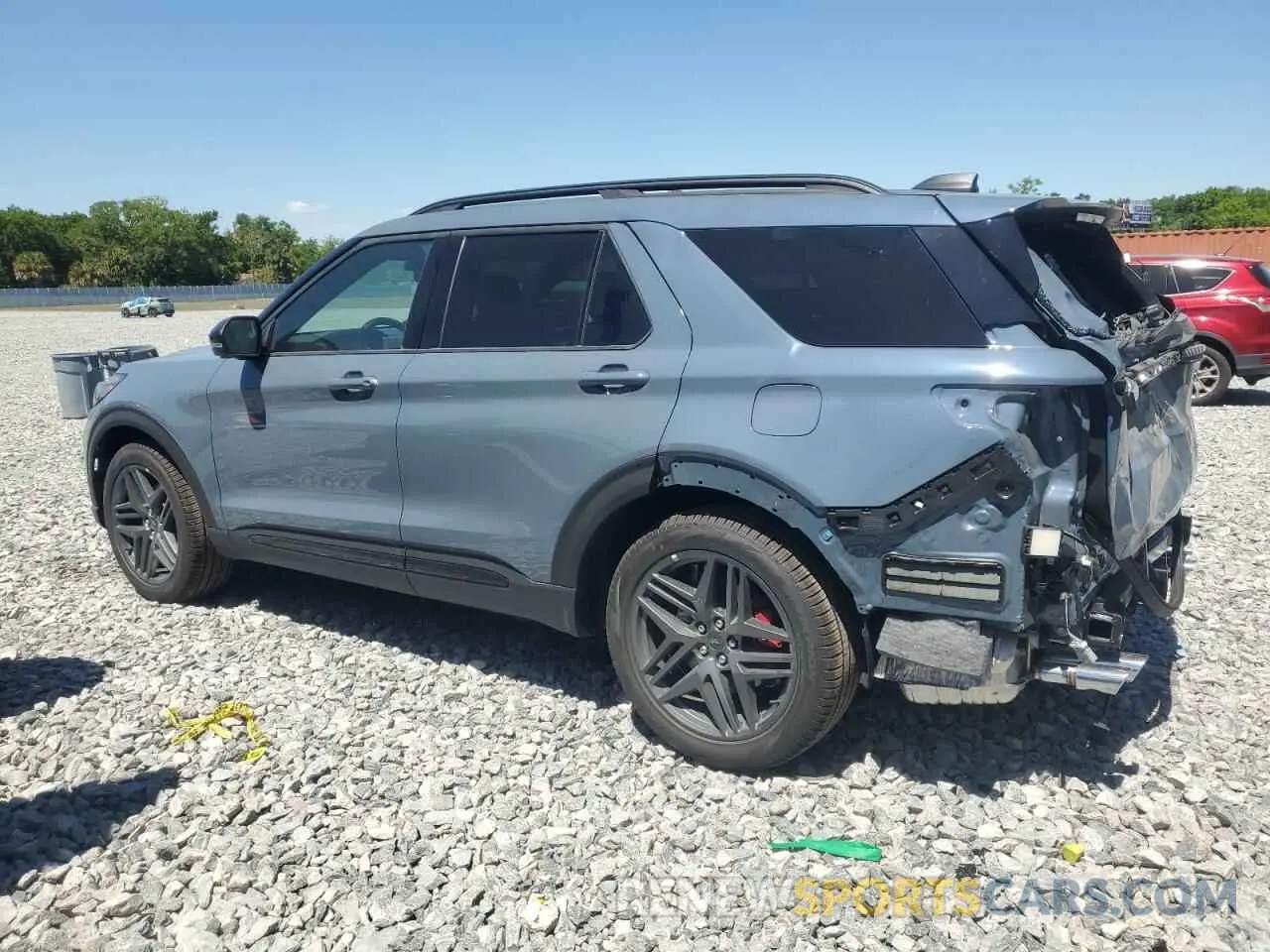 2 fotografías del automóvil dañado 1FMWK8GC4SGB16875 FORD EXPLORER 2025