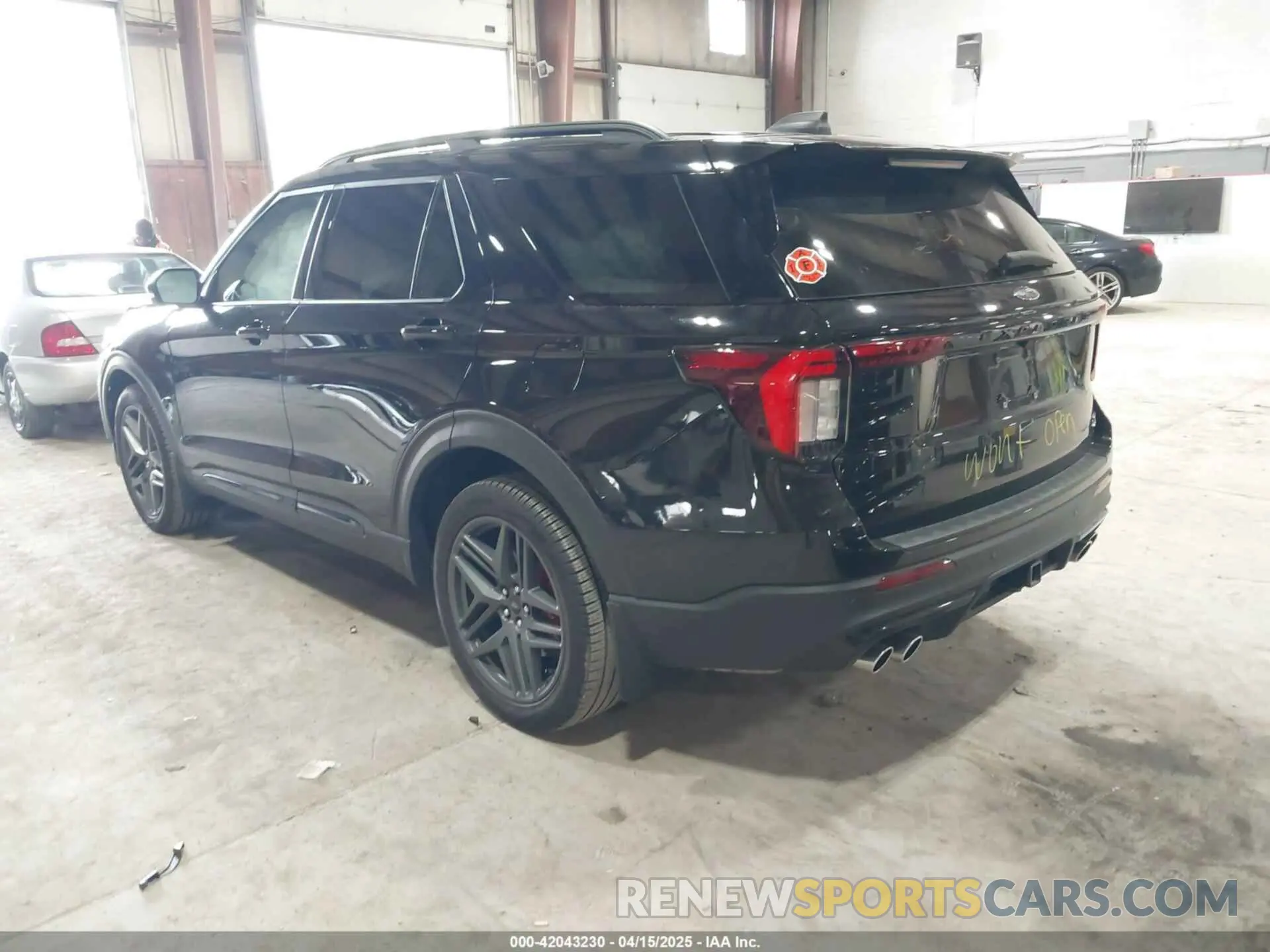 3 fotografías del automóvil dañado 1FMWK8GC6SGA08676 FORD EXPLORER 2025