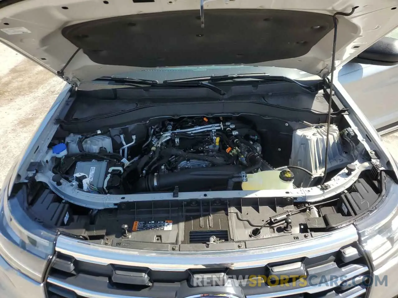 12 fotografías del automóvil dañado 1FMUK7DH2SGA47461 FORD EXPLORER A 2025