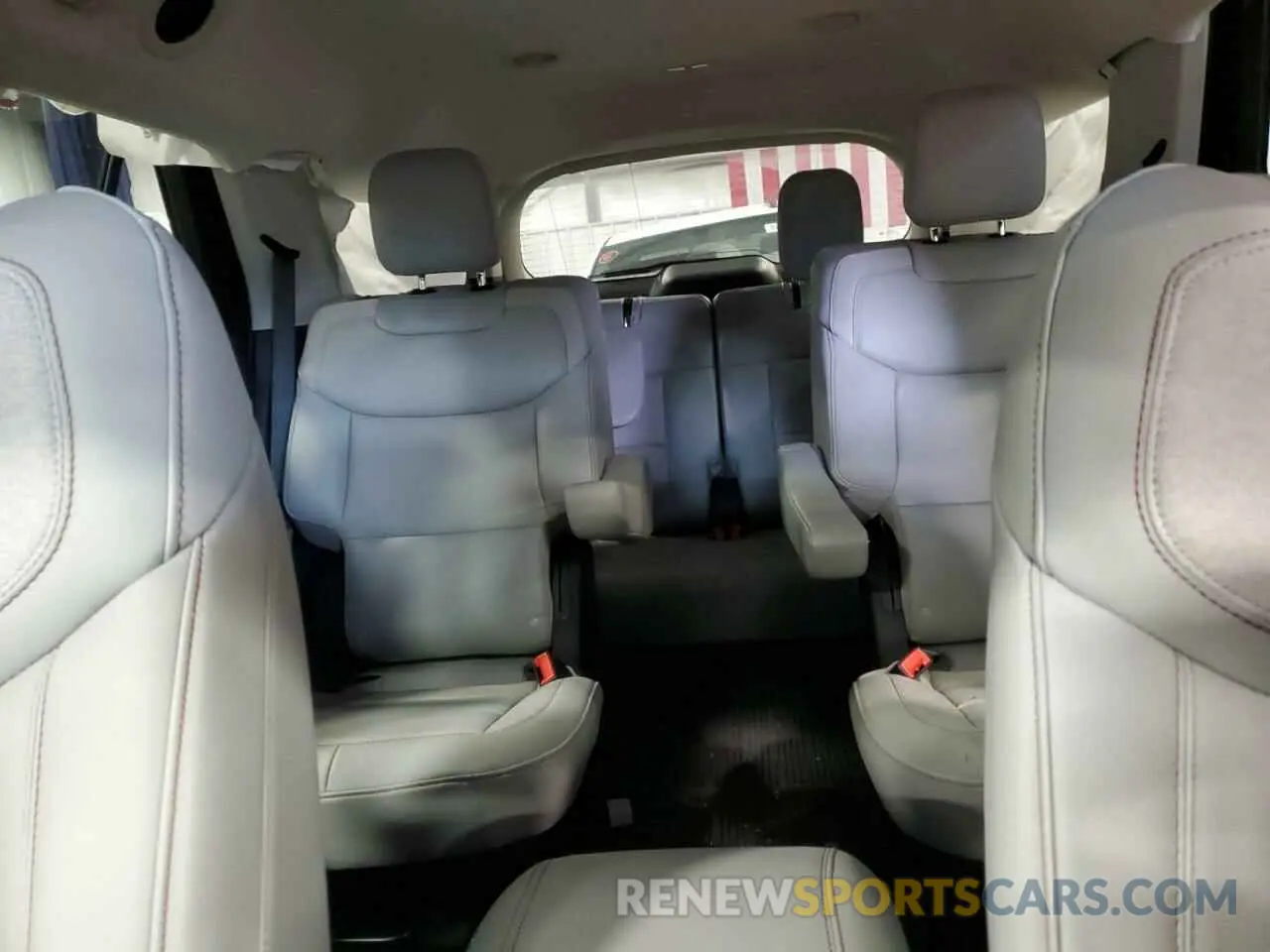 10 fotografías del automóvil dañado 1FMUK7DH4SGA43234 FORD EXPLORER A 2025