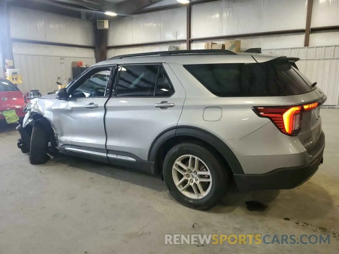 2 fotografías del automóvil dañado 1FMUK7DH4SGA43234 FORD EXPLORER A 2025