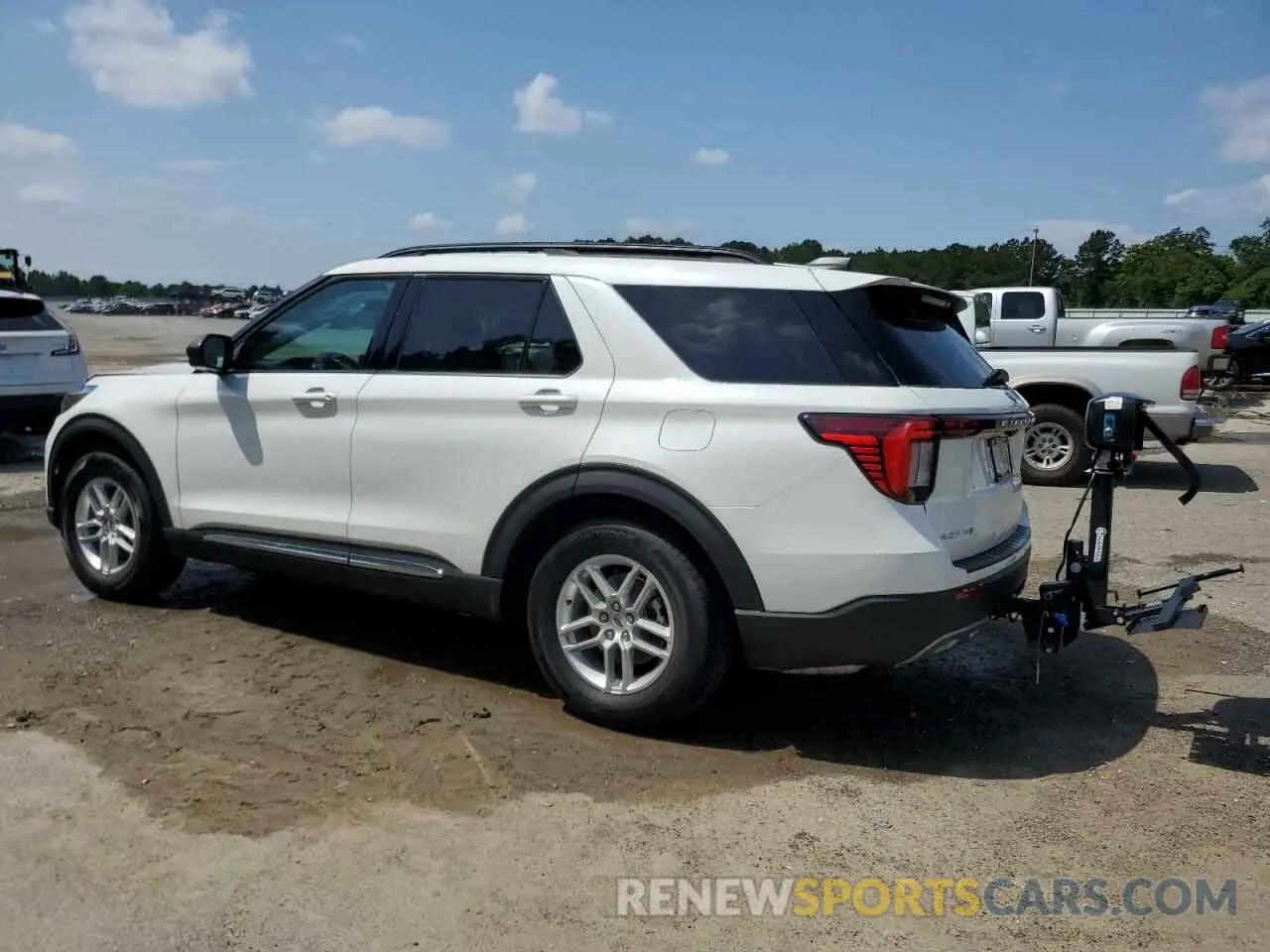 2 fotografías del automóvil dañado 1FMUK7DHXSGA27992 FORD EXPLORER A 2025