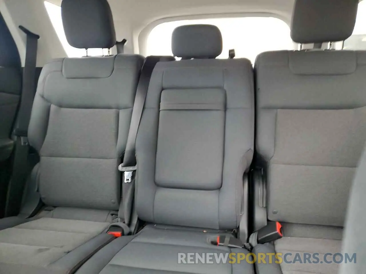 10 fotografías del automóvil dañado 1FMUK8DH4SGA39867 FORD EXPLORER A 2025