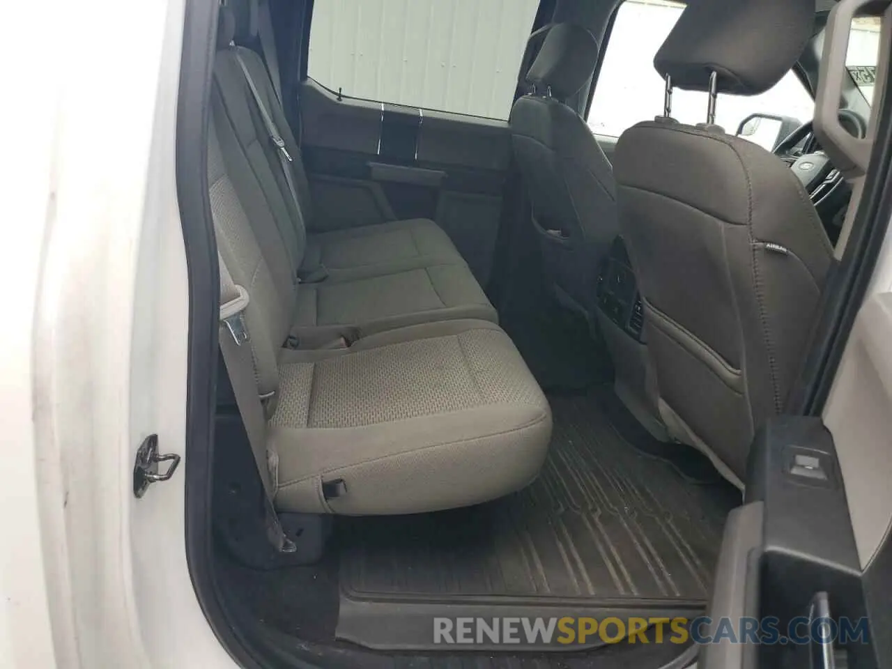 10 fotografías del automóvil dañado 1FTEW1C41KKE82753 FORD F-150 2019