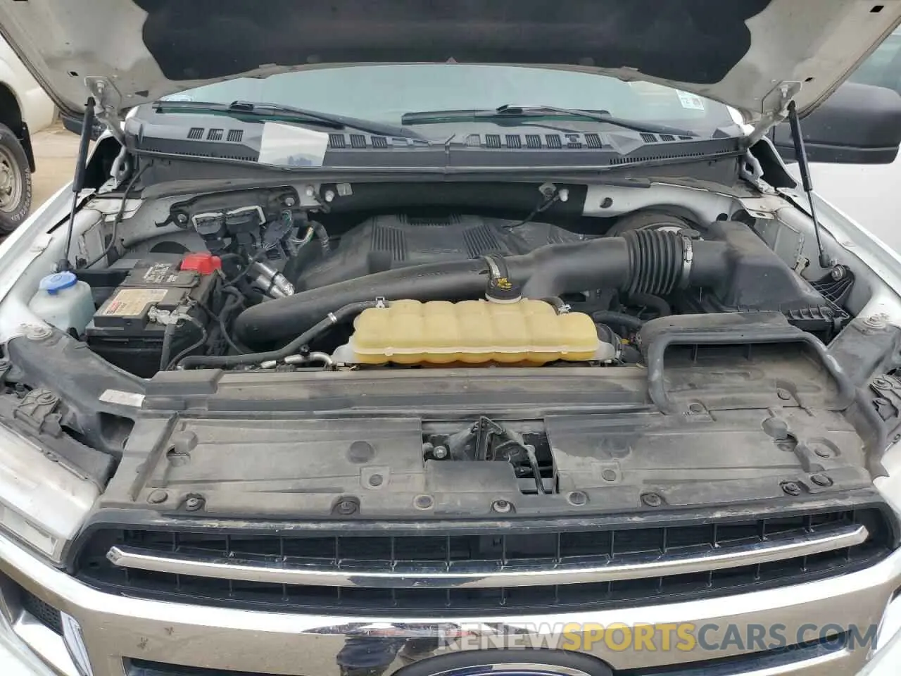 11 fotografías del automóvil dañado 1FTEW1C41KKE82753 FORD F-150 2019