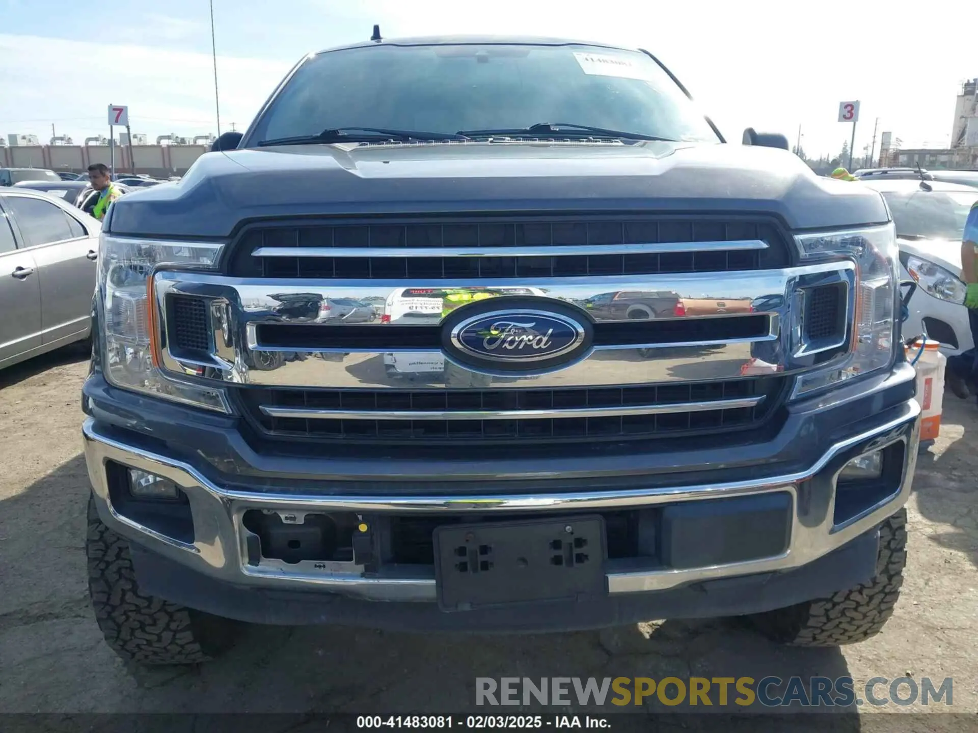 12 fotografías del automóvil dañado 1FTEW1C48KKC52577 FORD F-150 2019