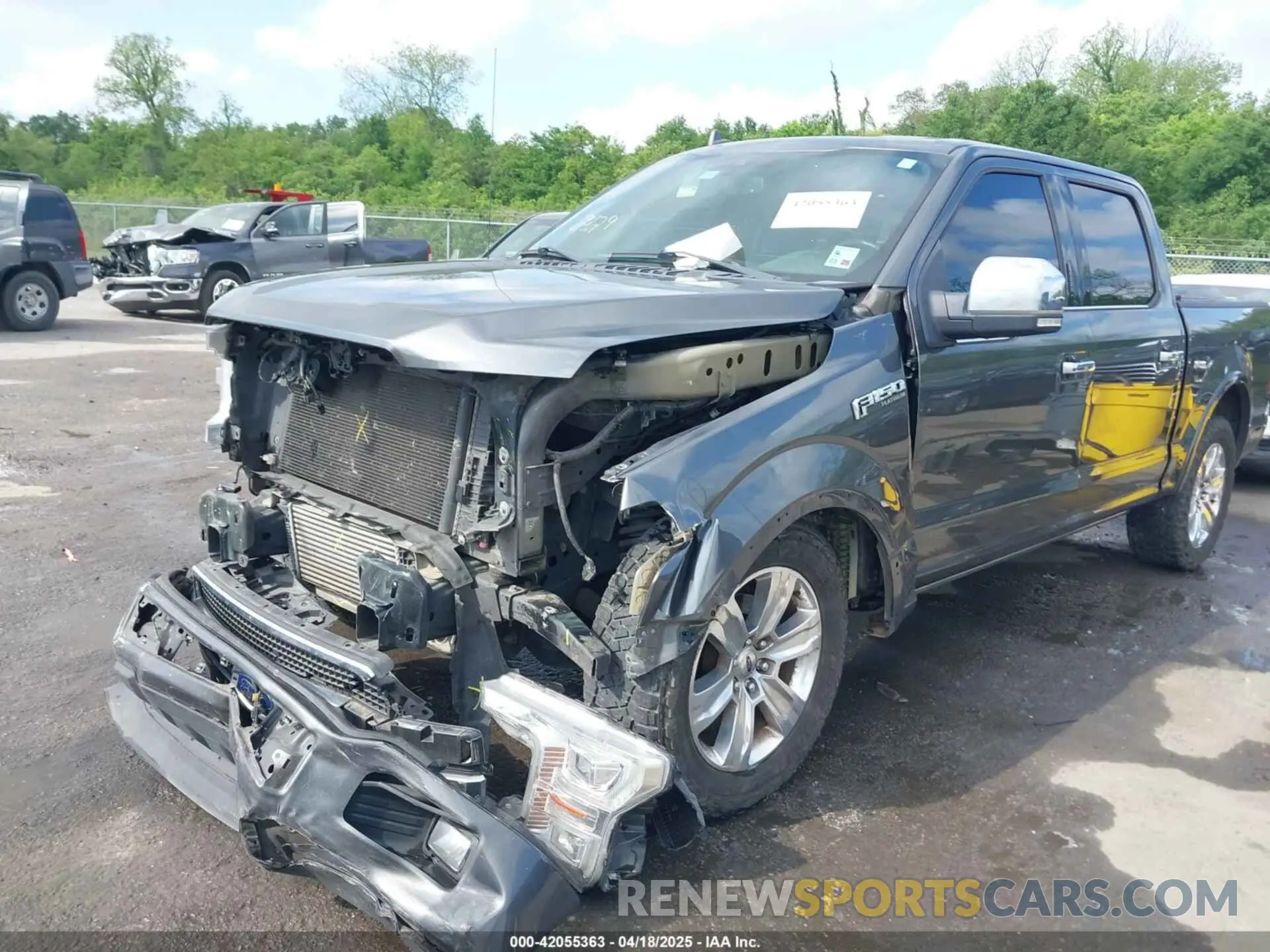 2 fotografías del automóvil dañado 1FTEW1C49KFB49046 FORD F-150 2019