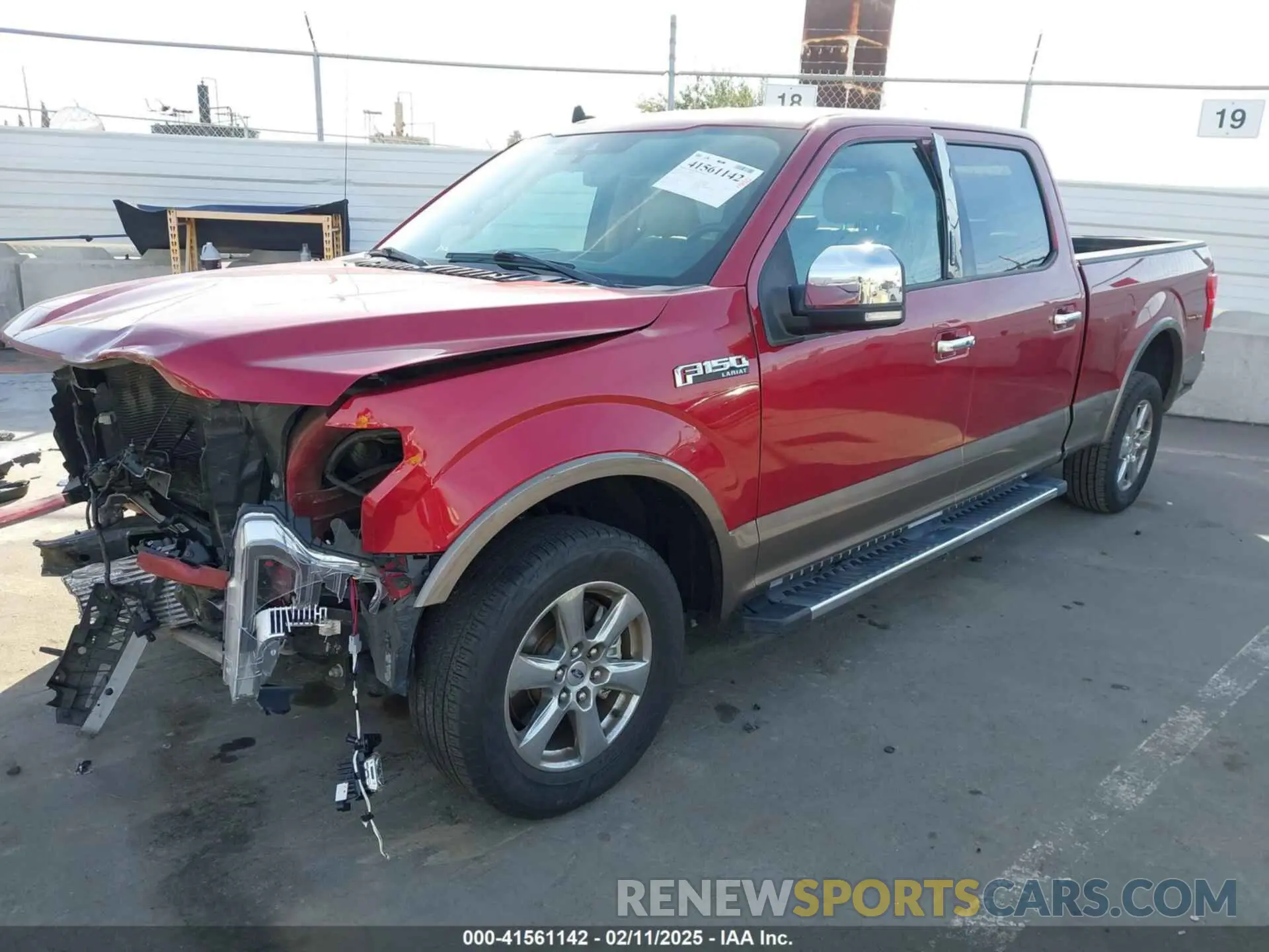 2 fotografías del automóvil dañado 1FTEW1C49KKE64825 FORD F-150 2019