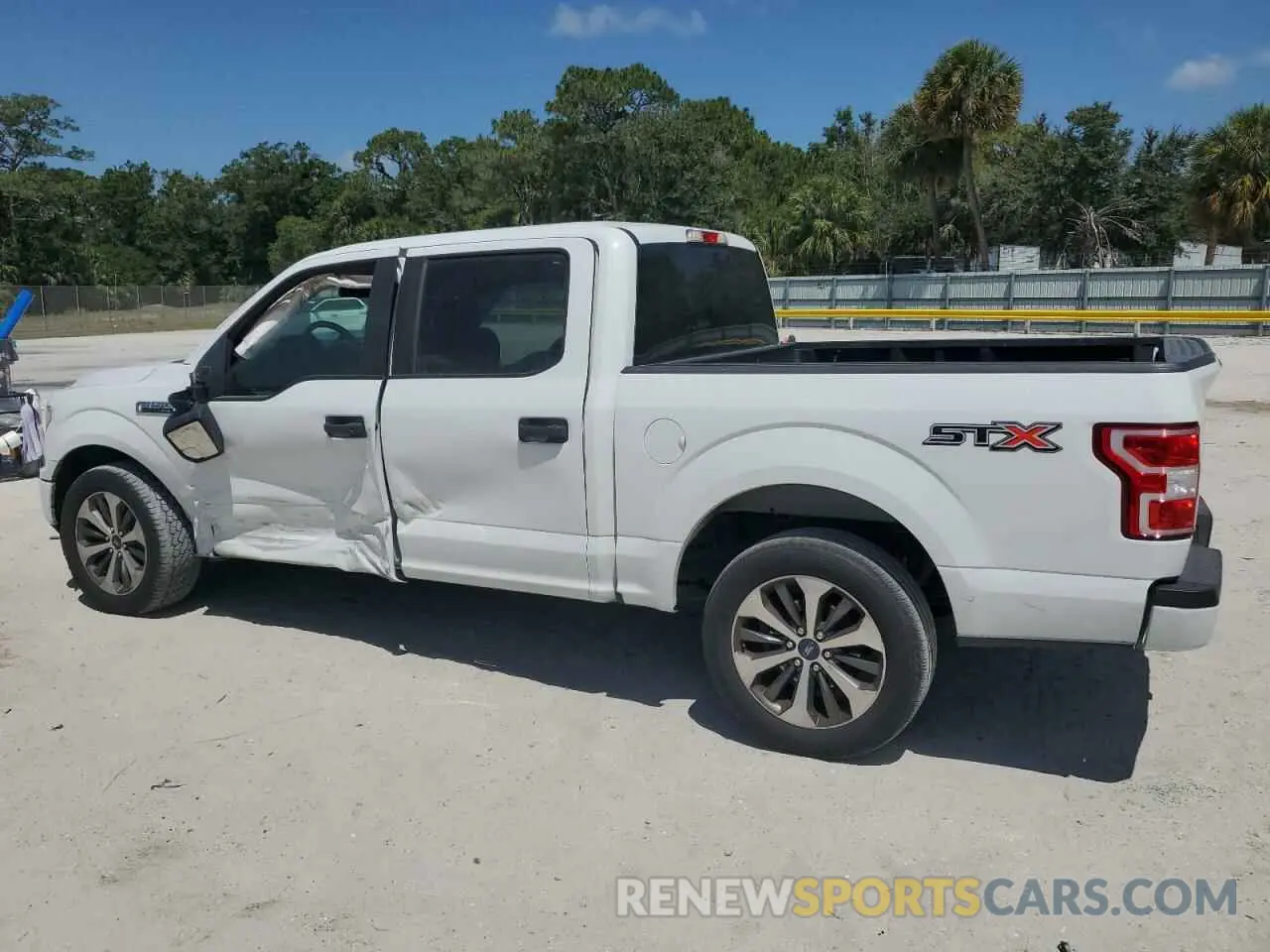 2 fotografías del automóvil dañado 1FTEW1C4XKFC49222 FORD F-150 2019