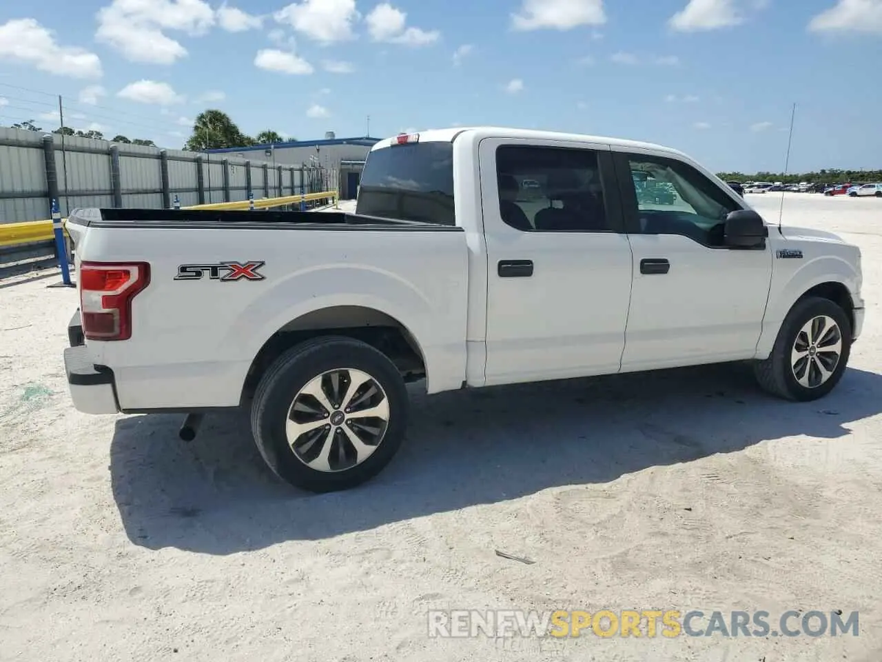 3 fotografías del automóvil dañado 1FTEW1C4XKFC49222 FORD F-150 2019