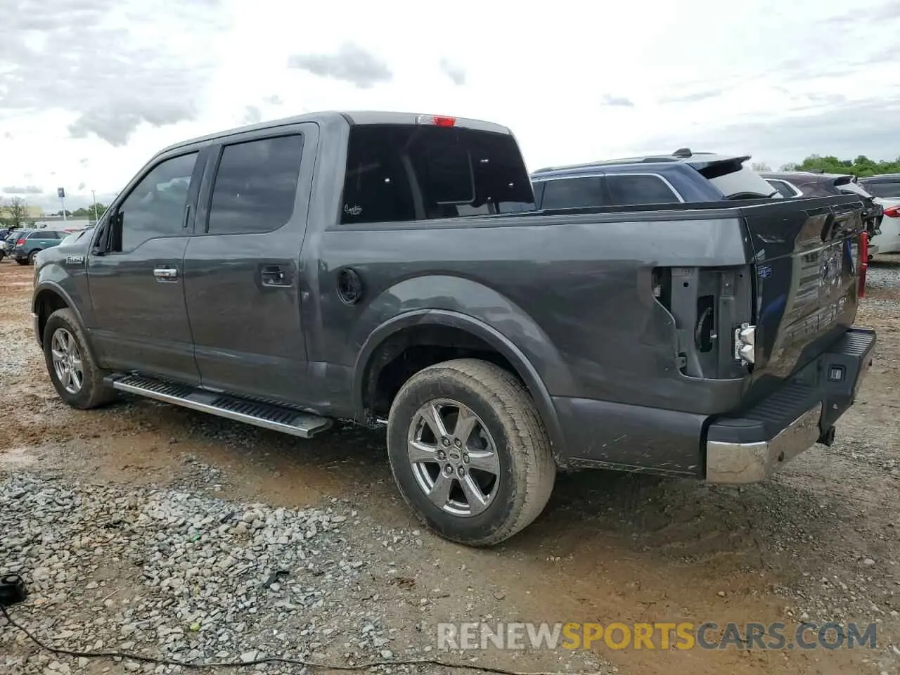 2 fotografías del automóvil dañado 1FTEW1C52KFA74036 FORD F-150 2019